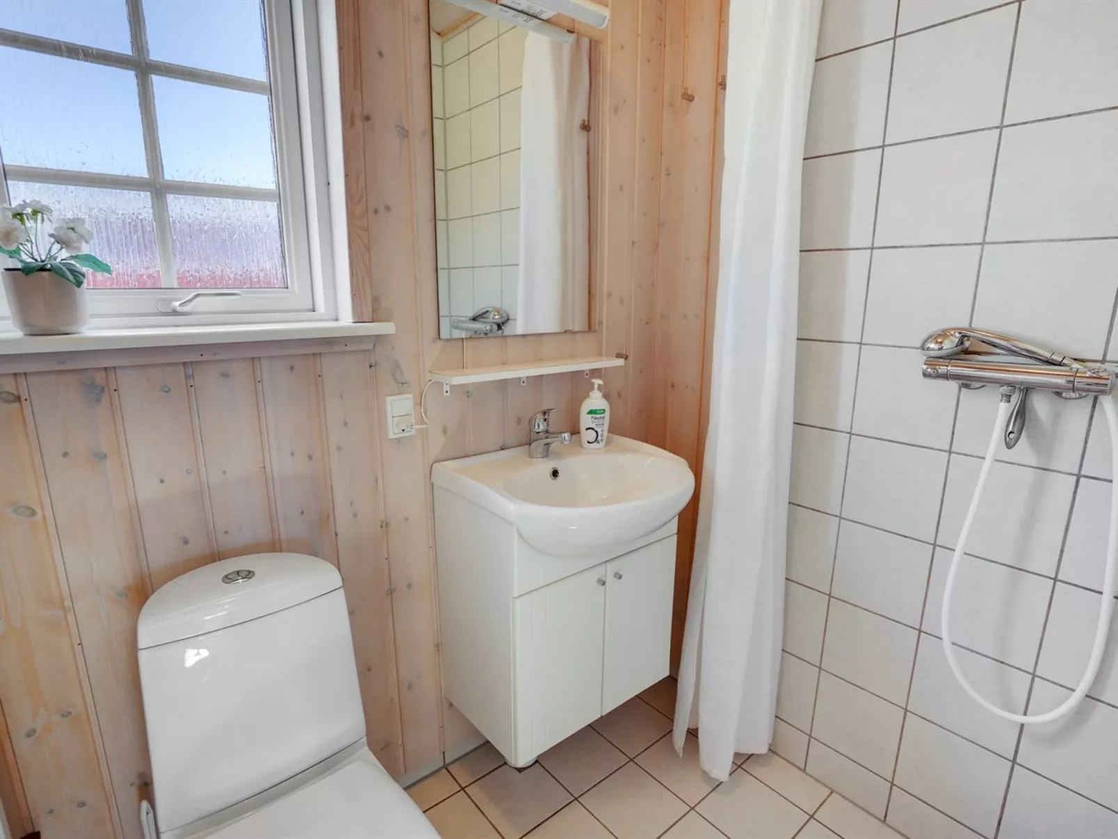 "Amie" - 800m from the sea