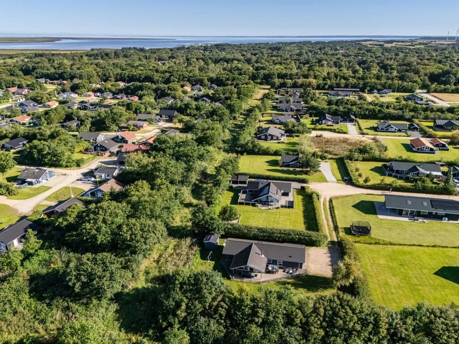 "Findus" - 1.2km to the fjord