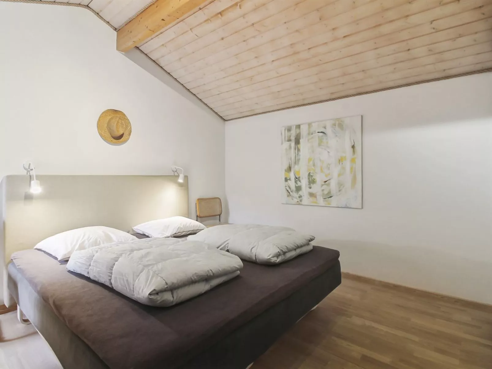 "Fritzy" - 75m from the sea