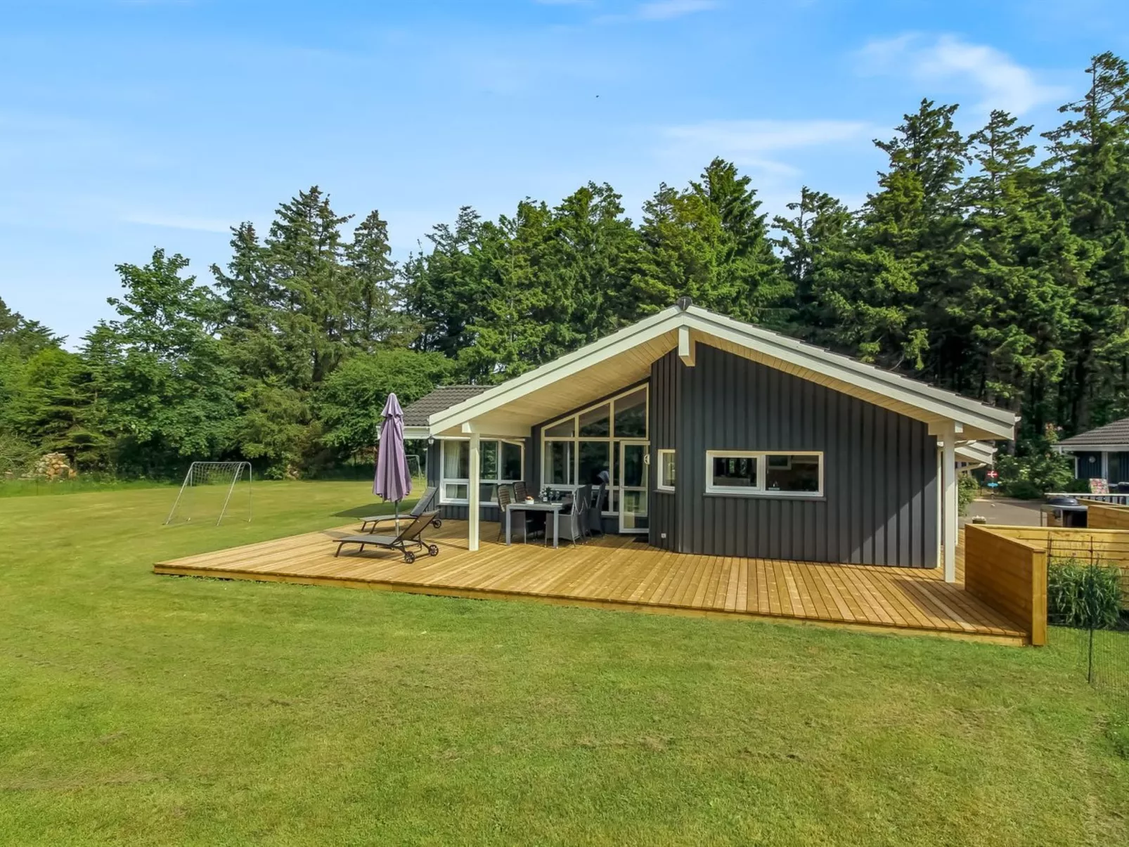 "Aniki" - 1.4km from the sea