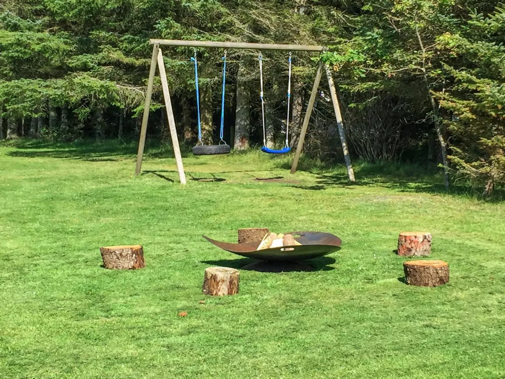 "Bylgja" - 1.7km from the sea-Draußen