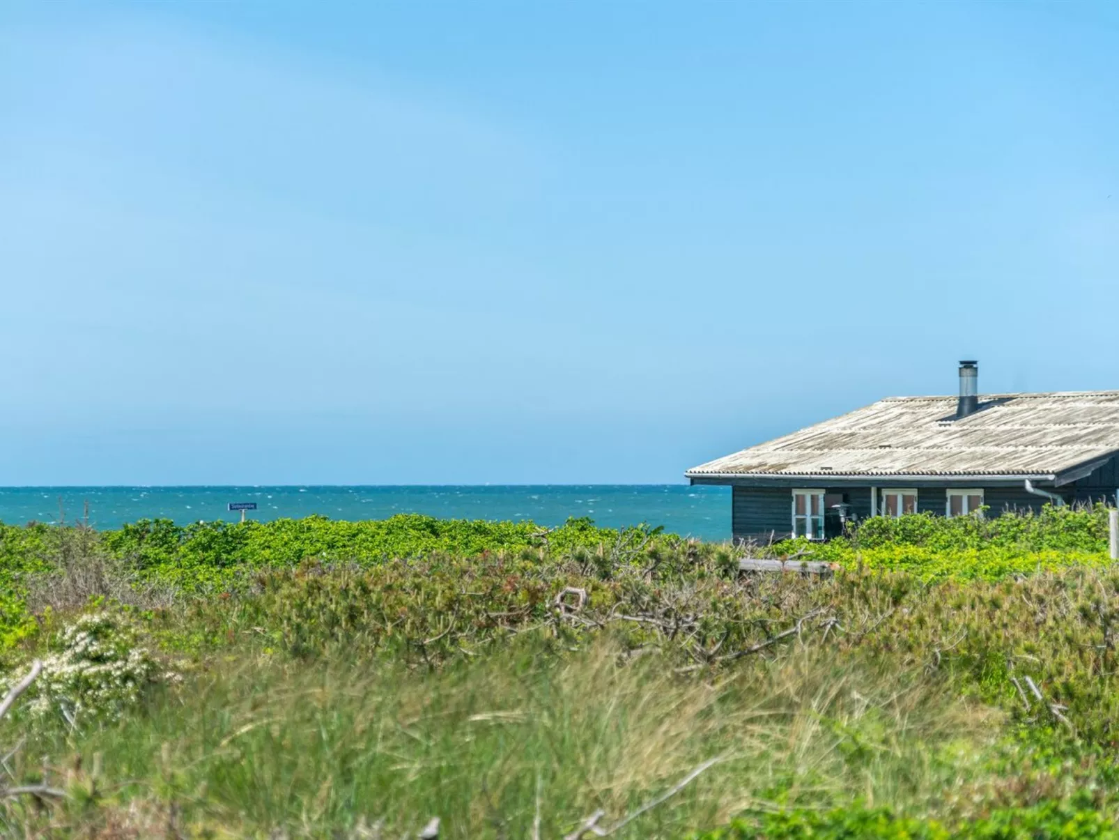 "Hubert" - 150m from the sea