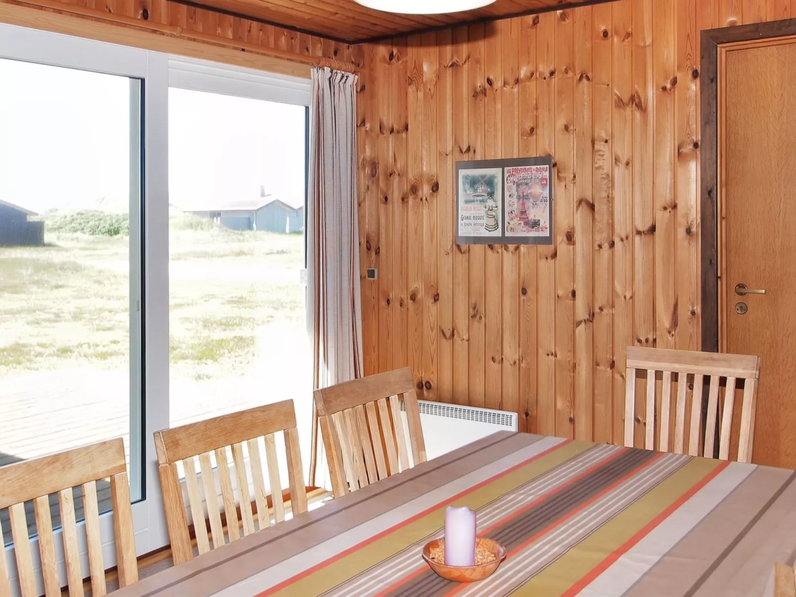 "Rami" -  from the sea-Drinnen