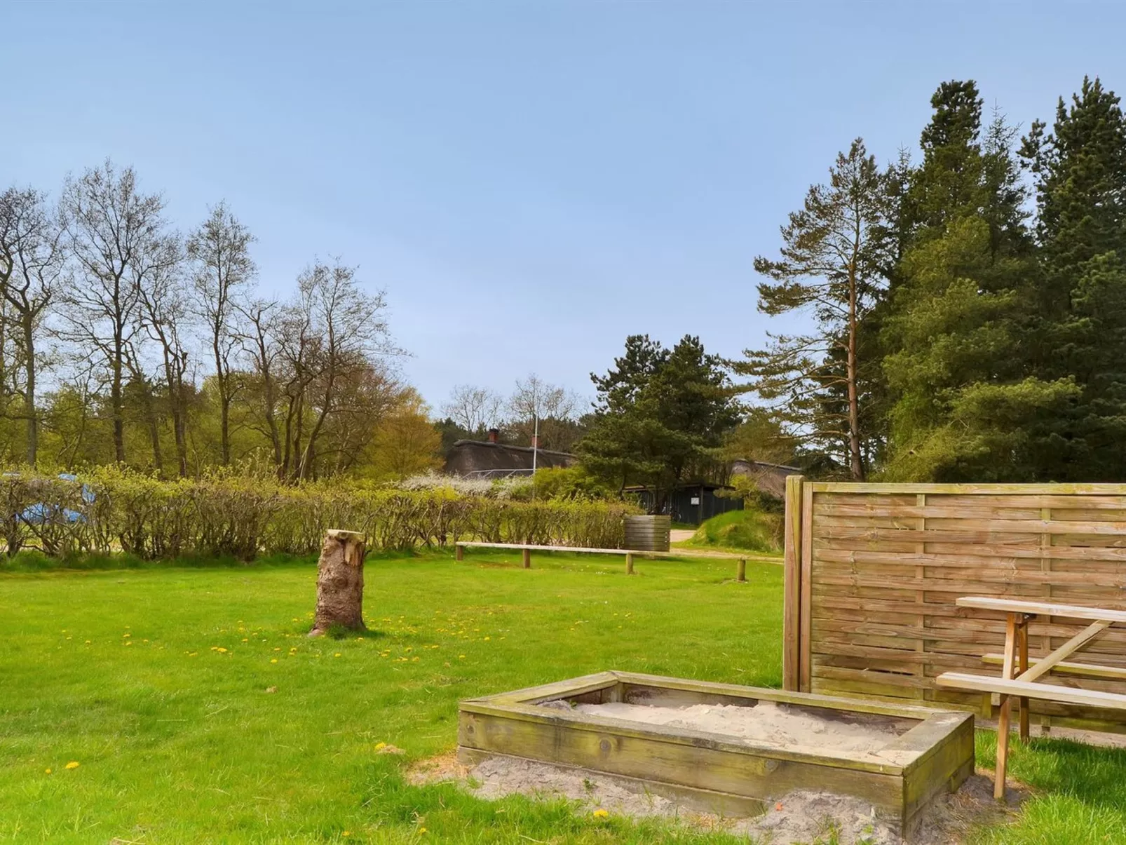 "Naili" - 3.1km from the sea-Outside