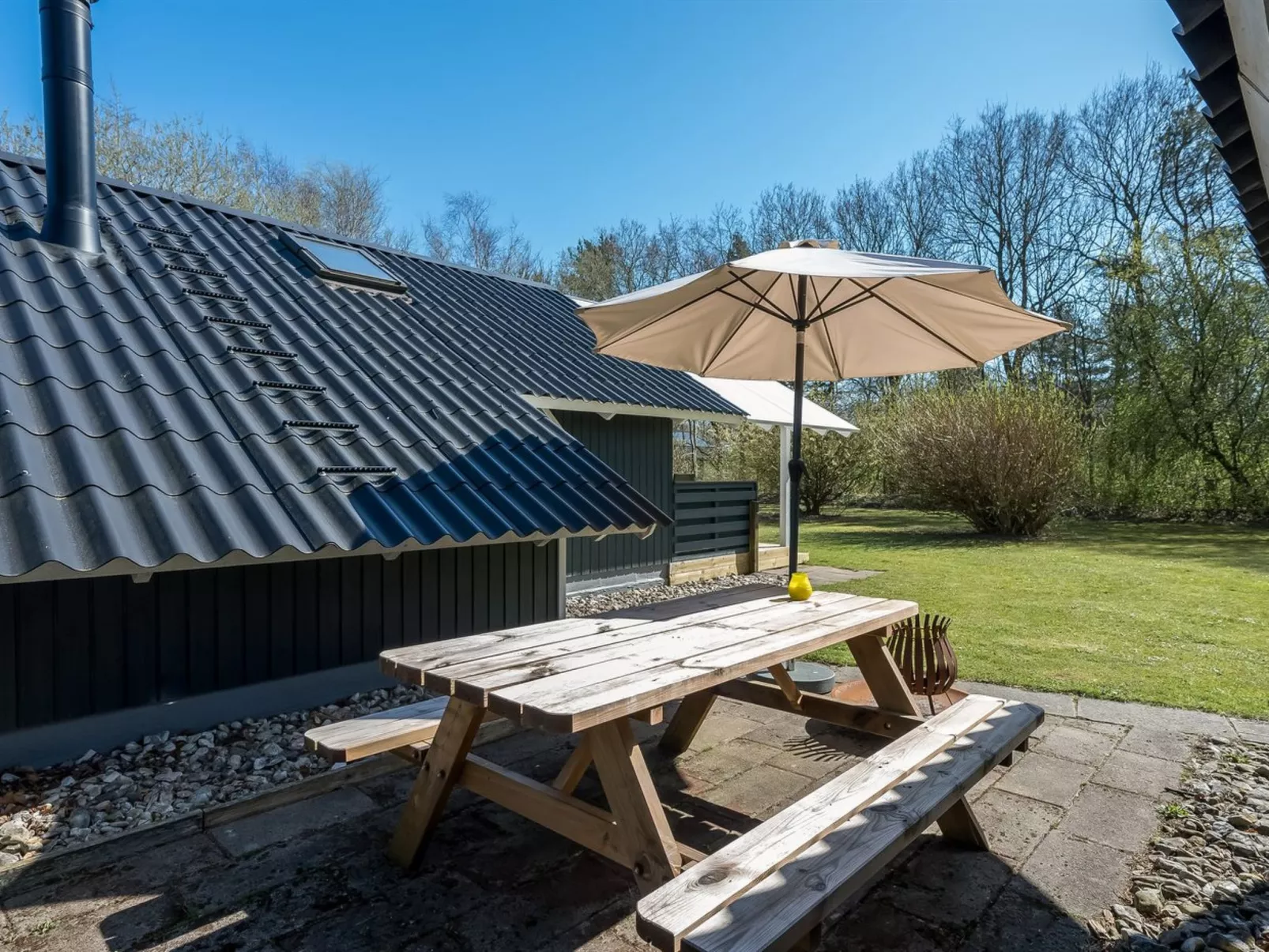 "Snefrid" - 12km from the sea-Dehors