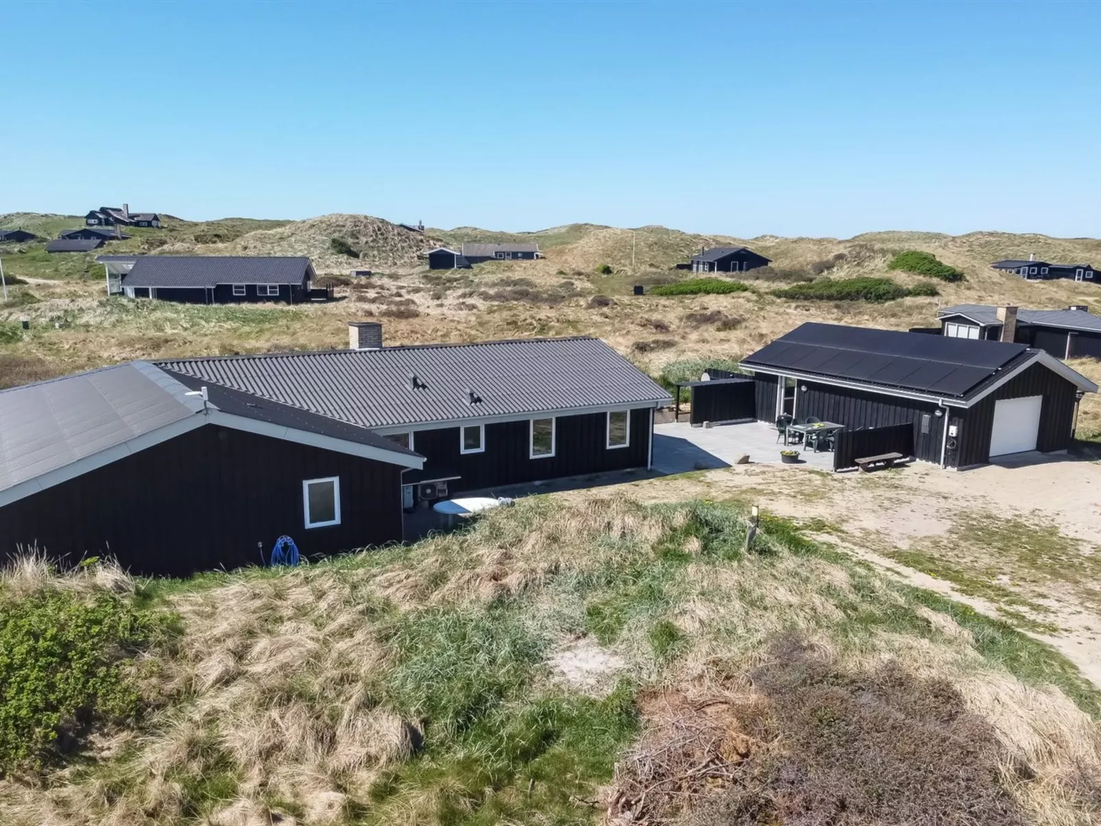 "Mano" - 200m from the sea