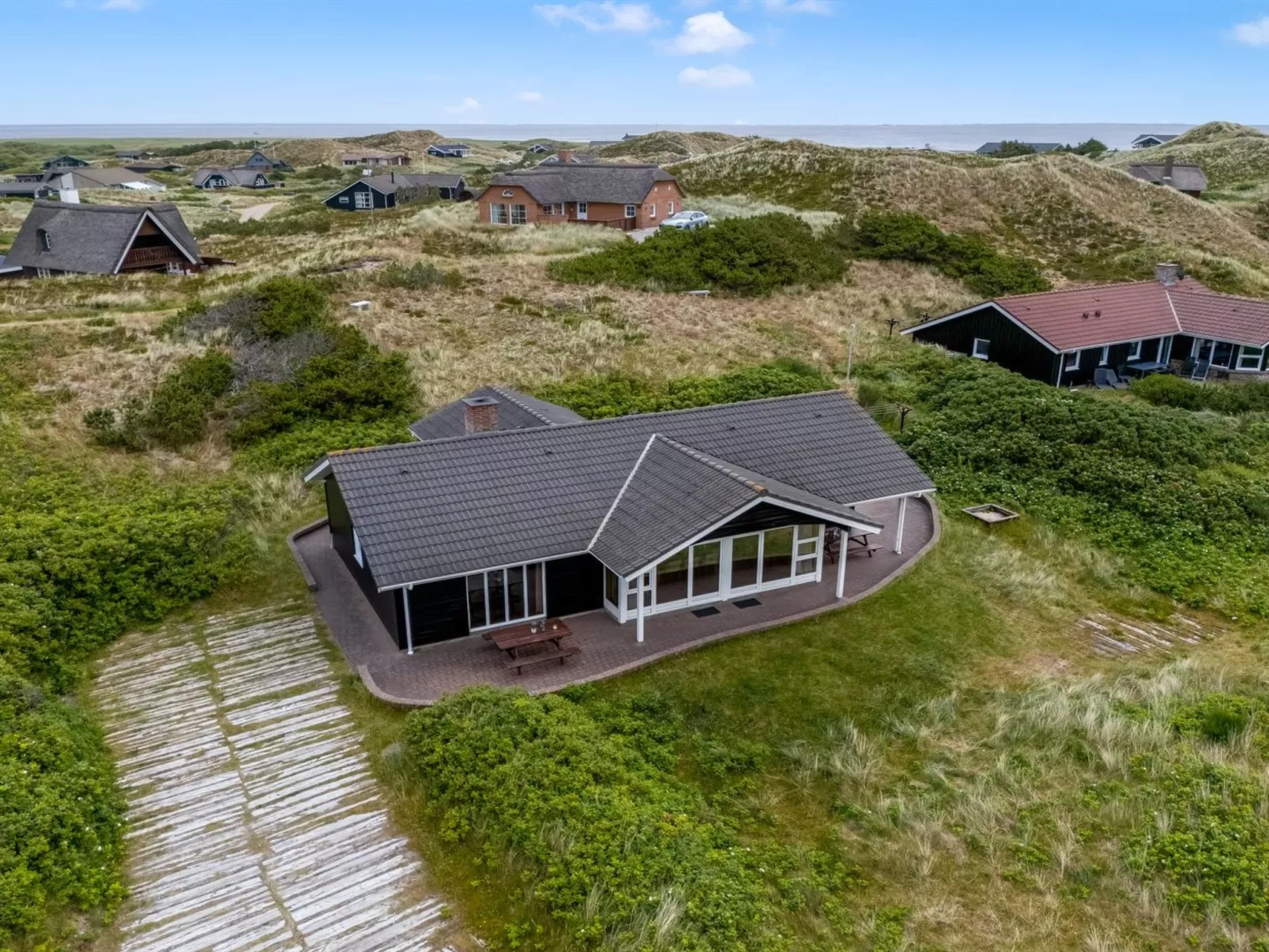 "Eugenie" - 450m from the sea-Draußen