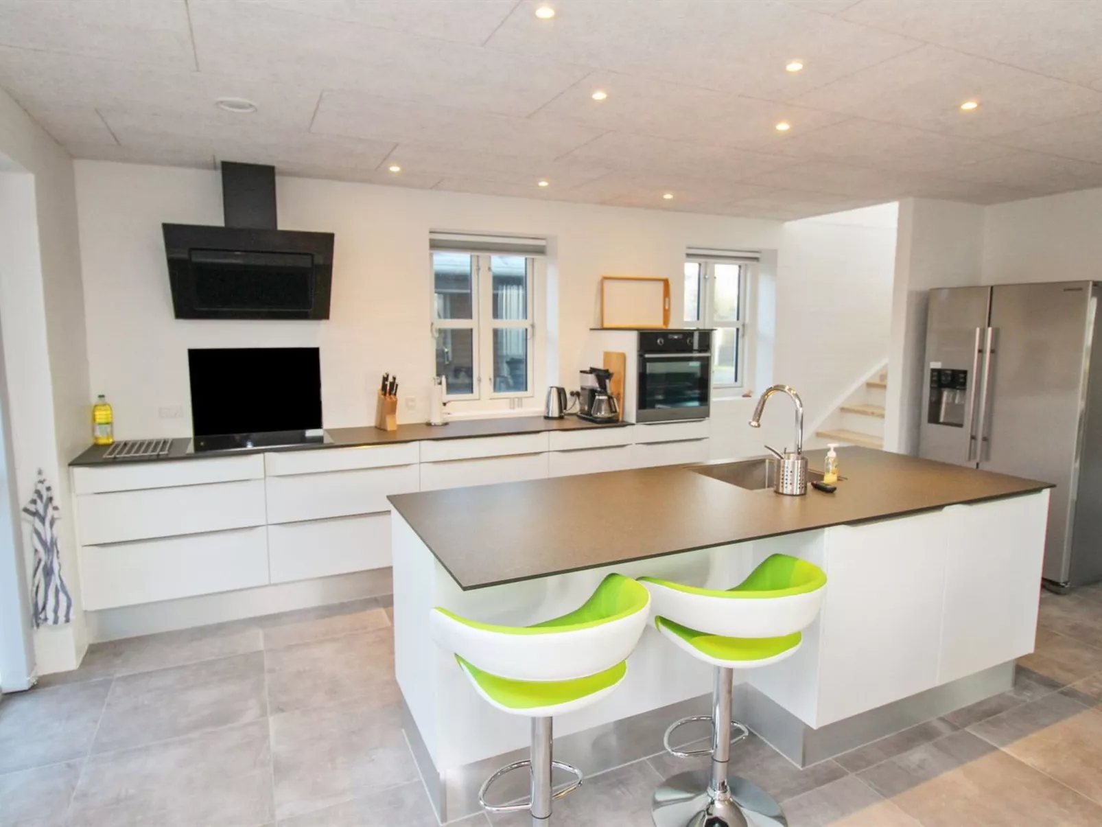 "Halldis" - 600m from the sea