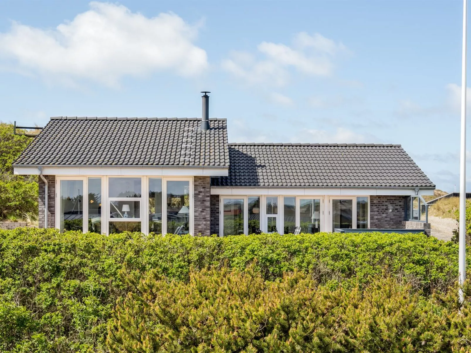 "Edle" - 300m from the sea