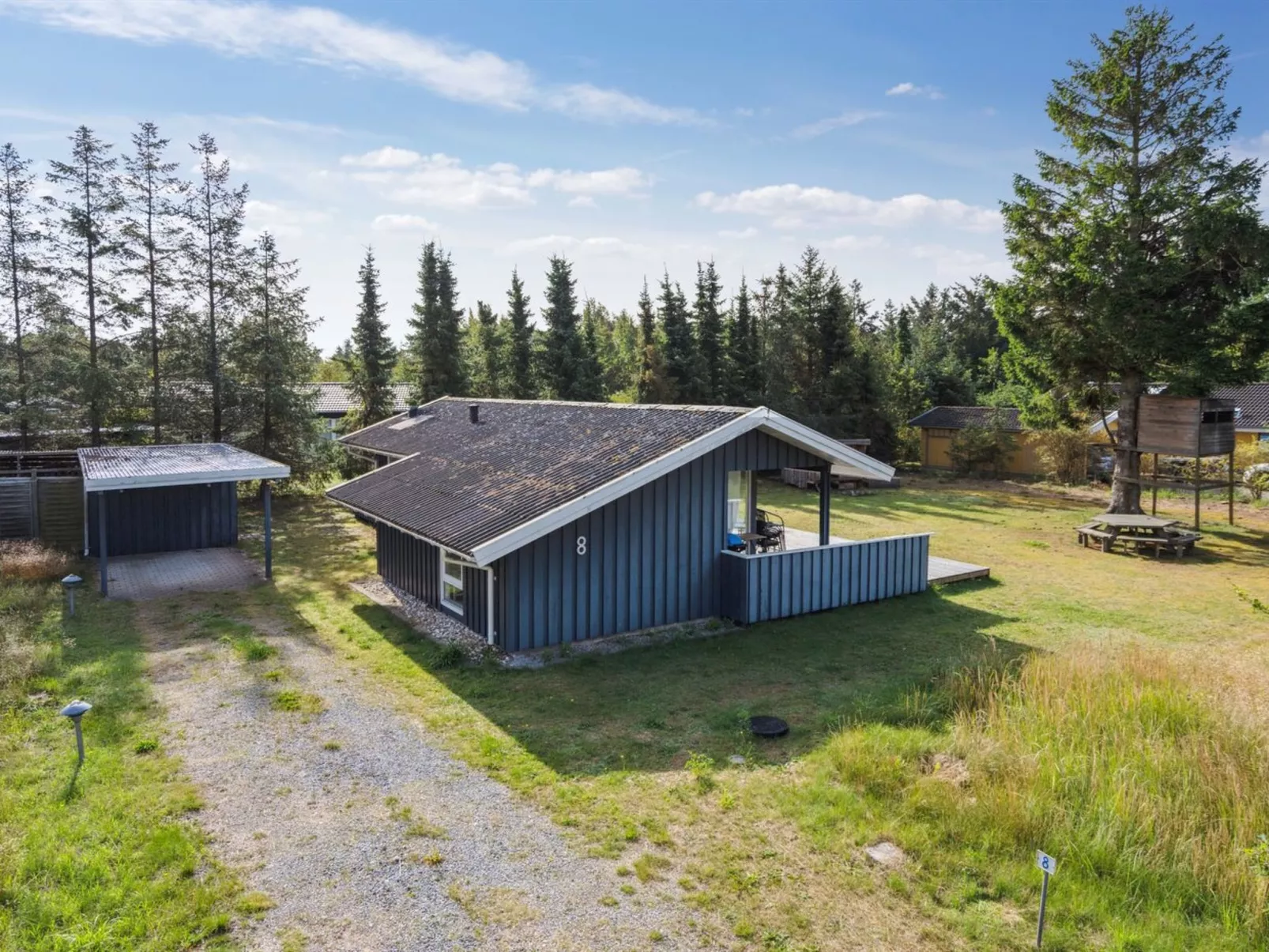 "Antoinette" - 500m from the sea