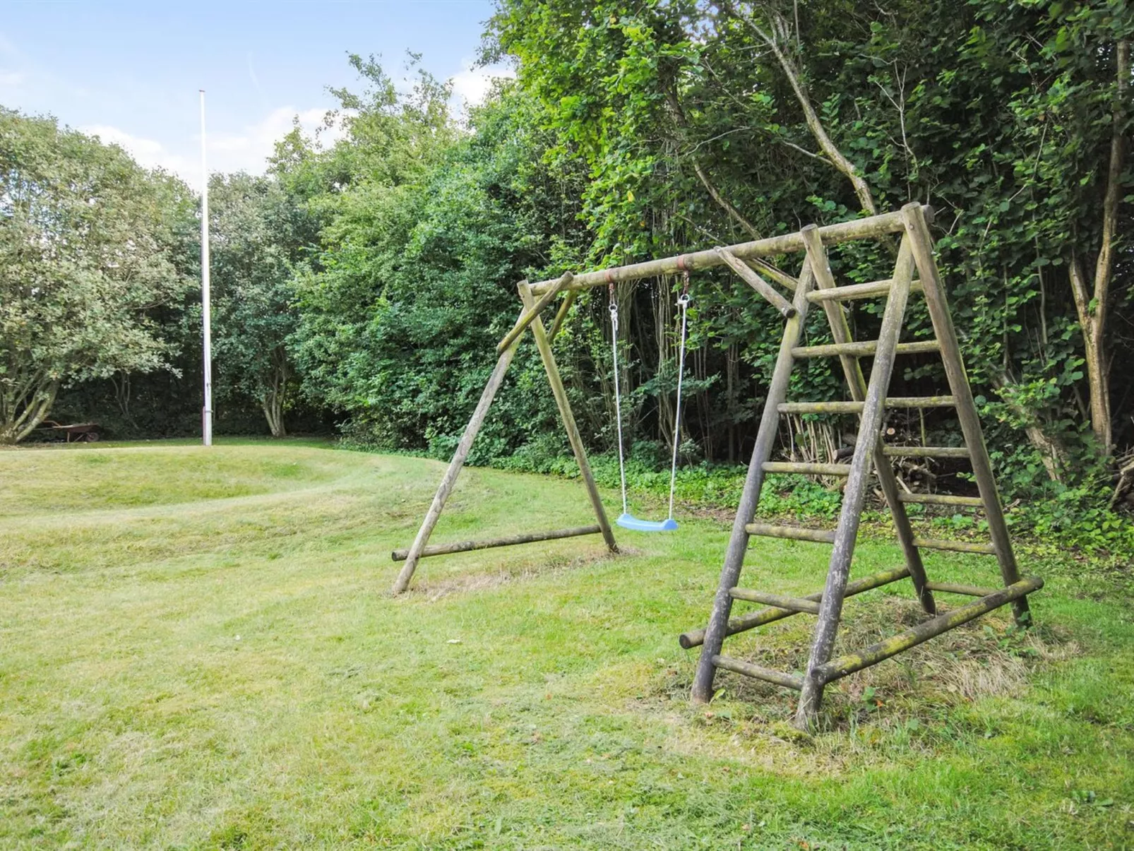 "Naema" - 600m to the fjord