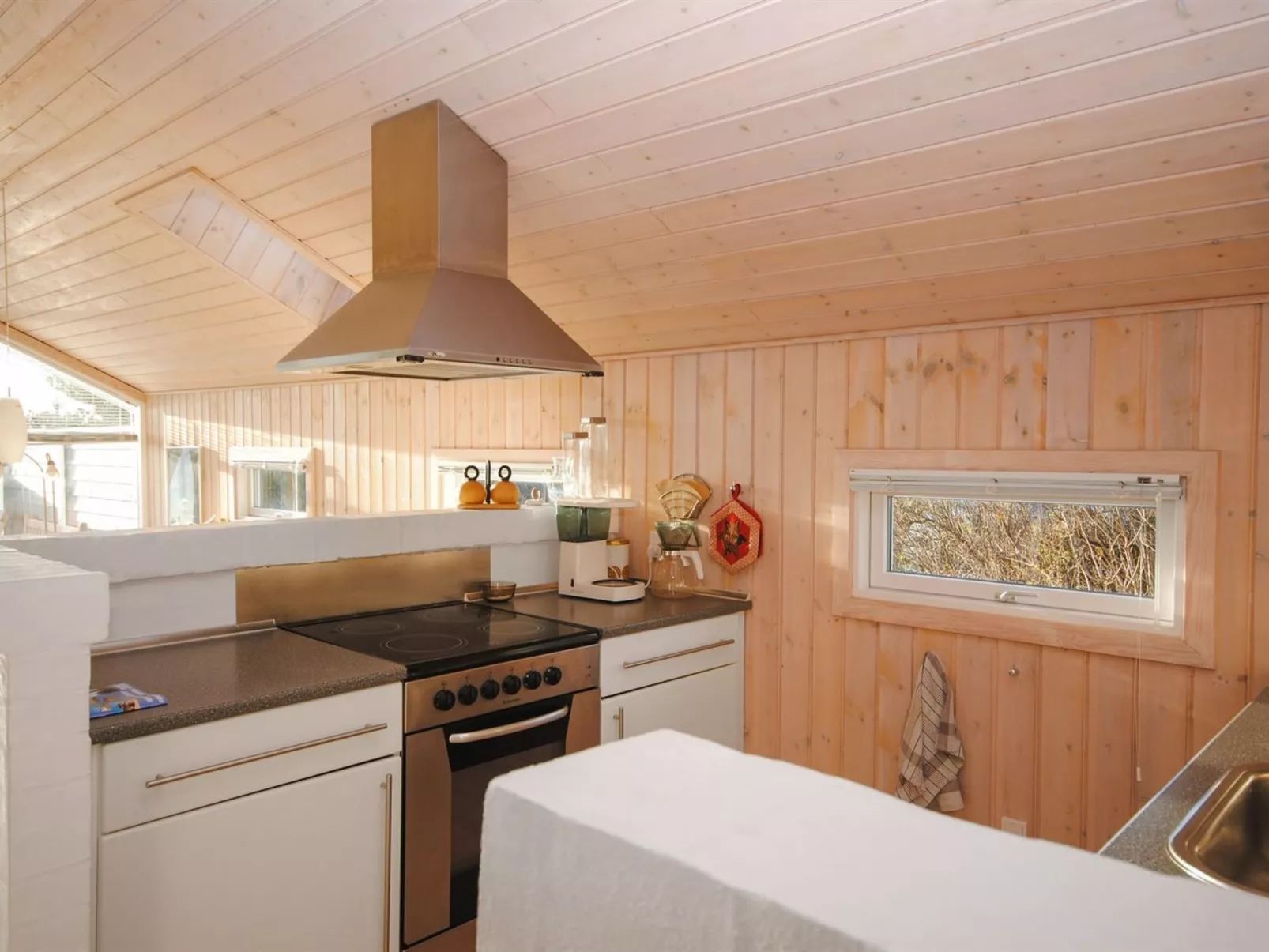 "Laurentia" - 800m from the sea