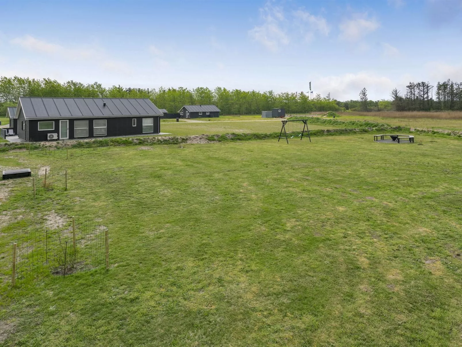 "Ina" - 1.2km from the sea