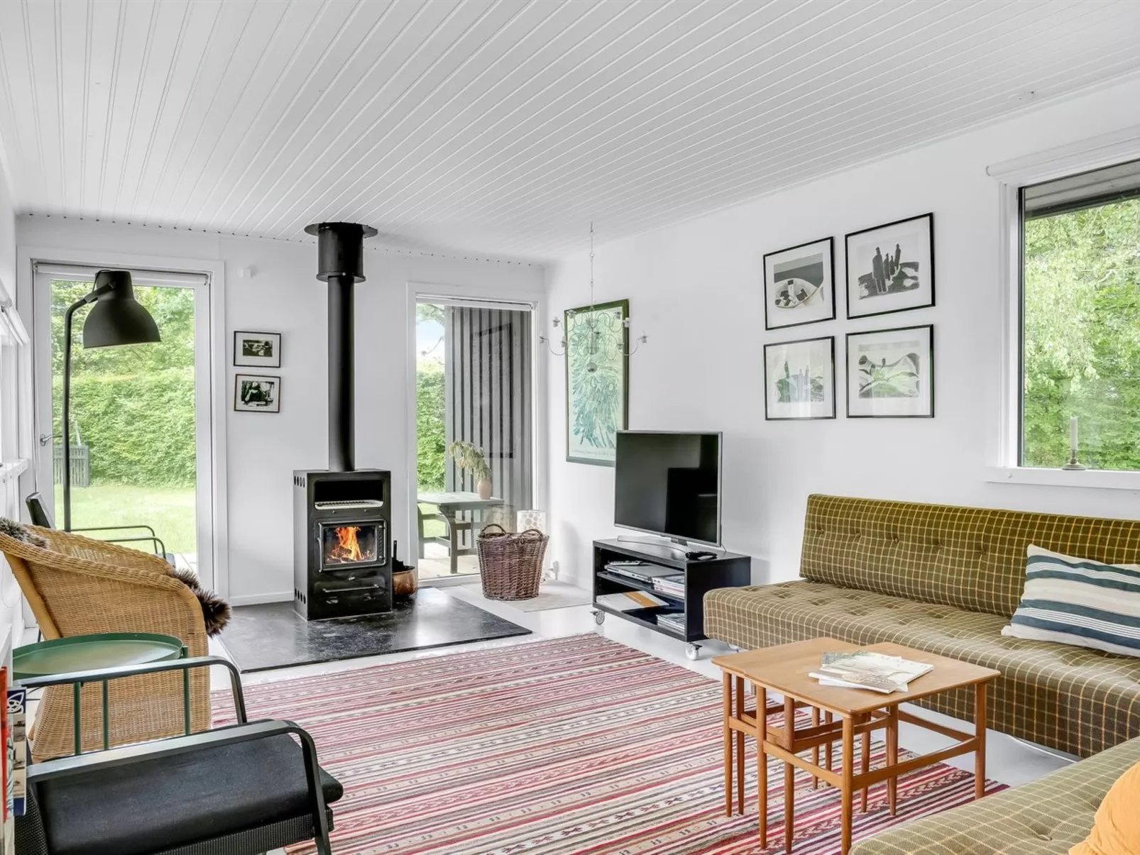 "Jarno" - 1km from the sea