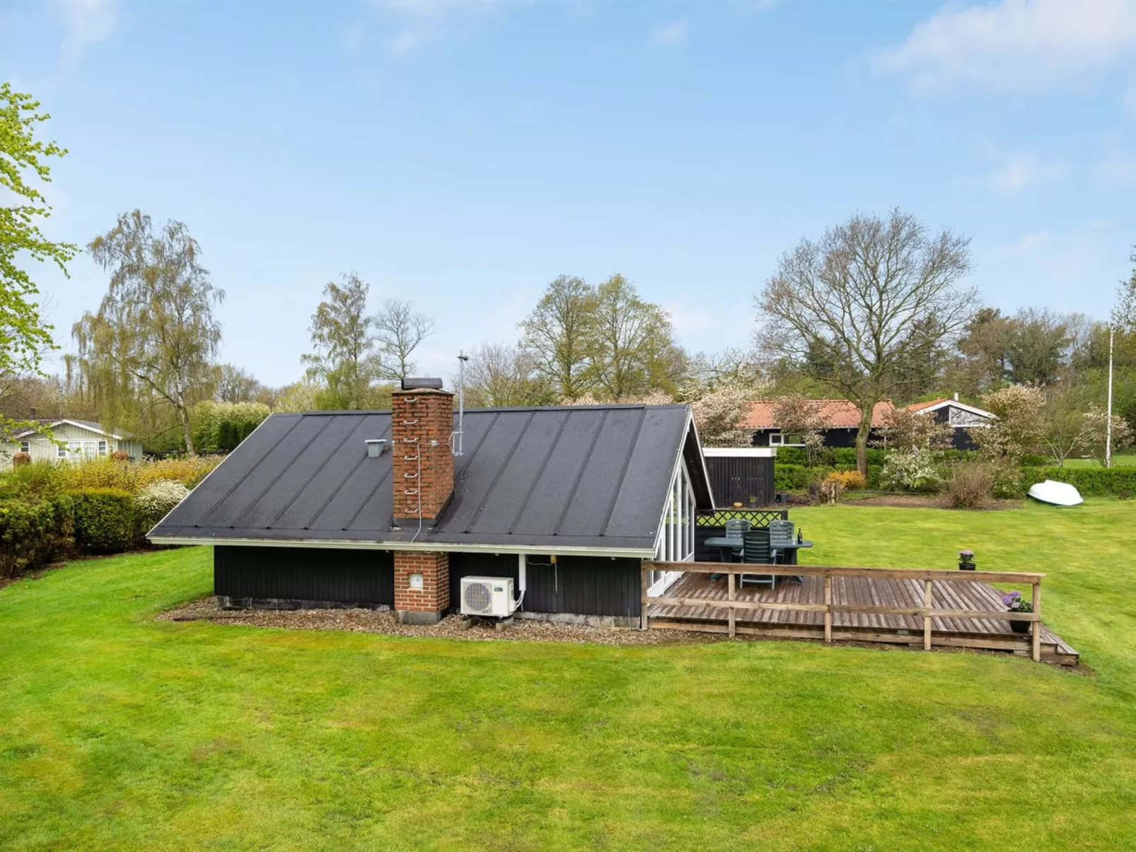 "Henrieke" - 250m to the fjord