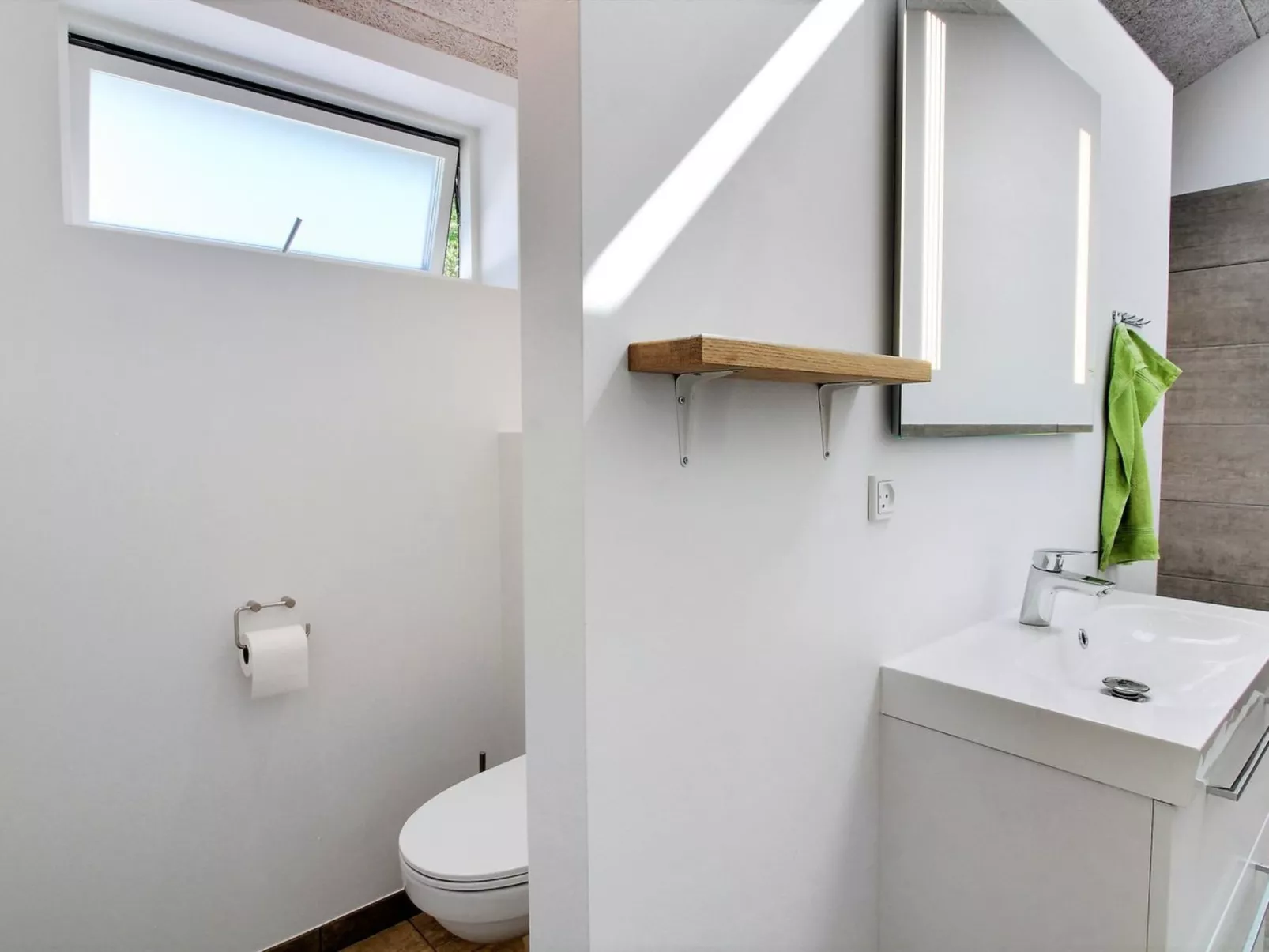 "Tahvo" - 3.3km from the sea