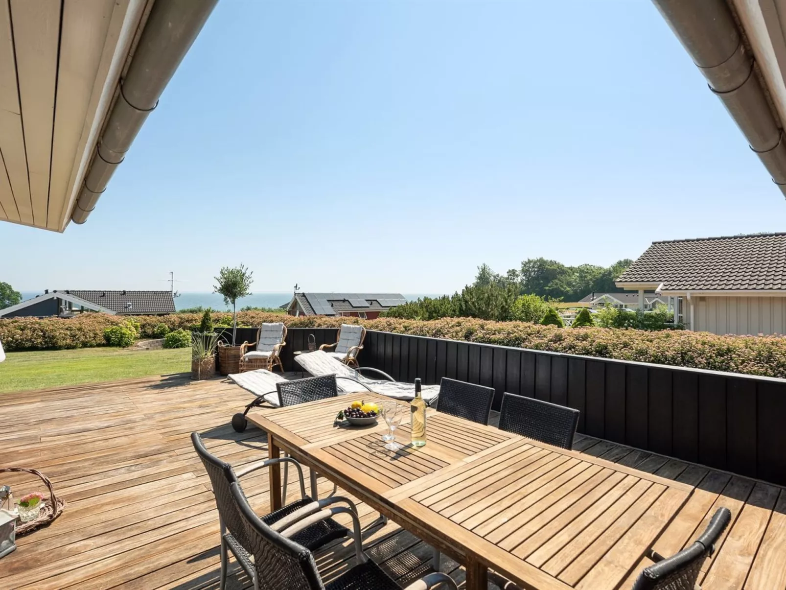 "Fridtjof" - 100m from the sea