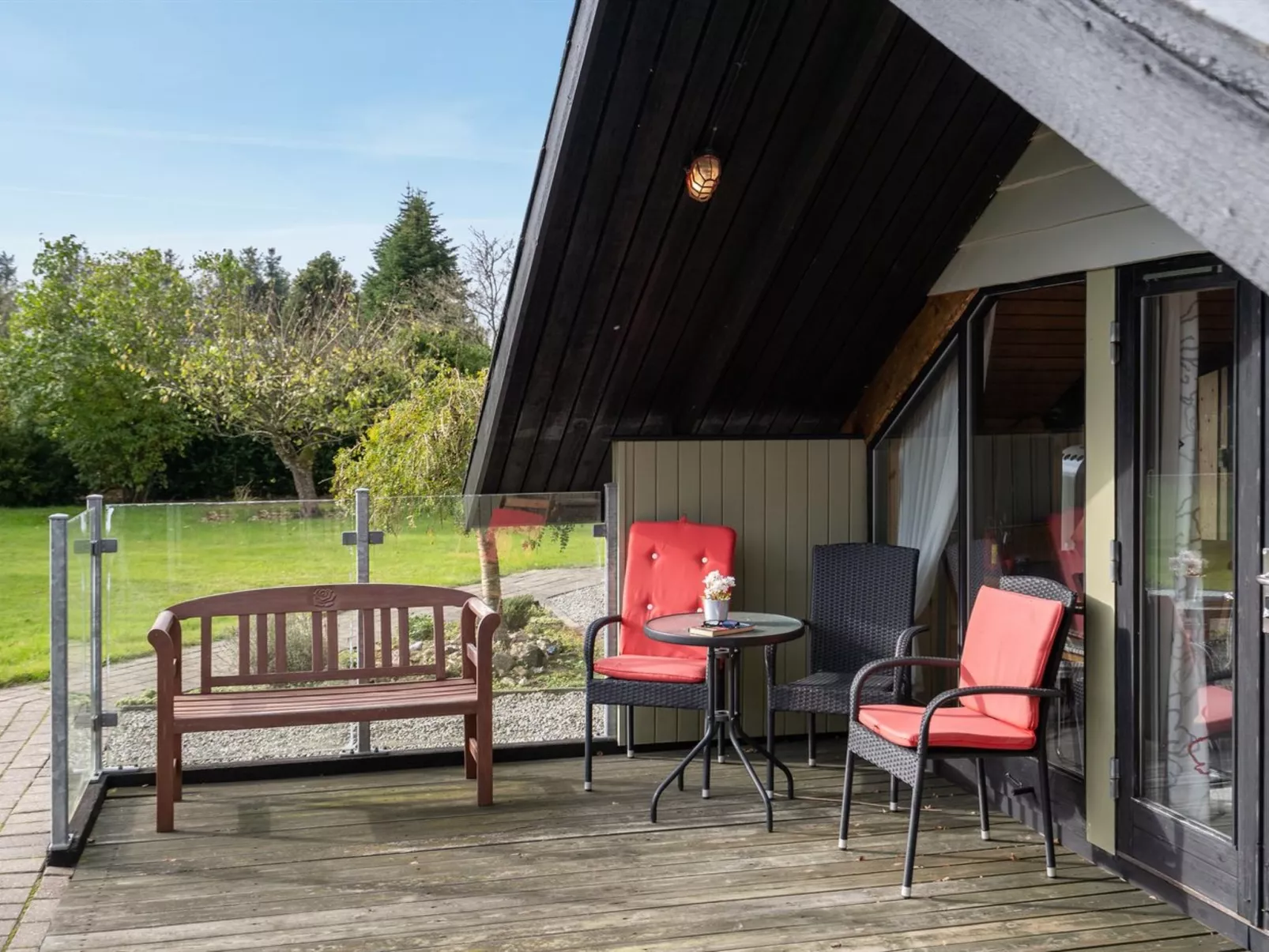 "Tenho" - 4.4km from the sea-Outside