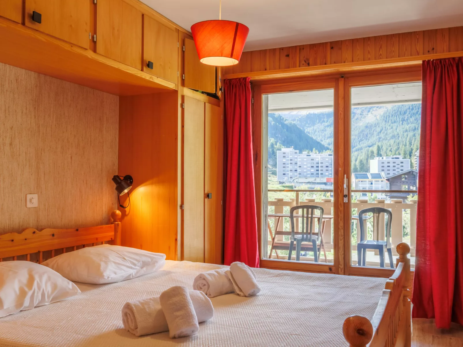 Dents Rousses H2-Drinnen