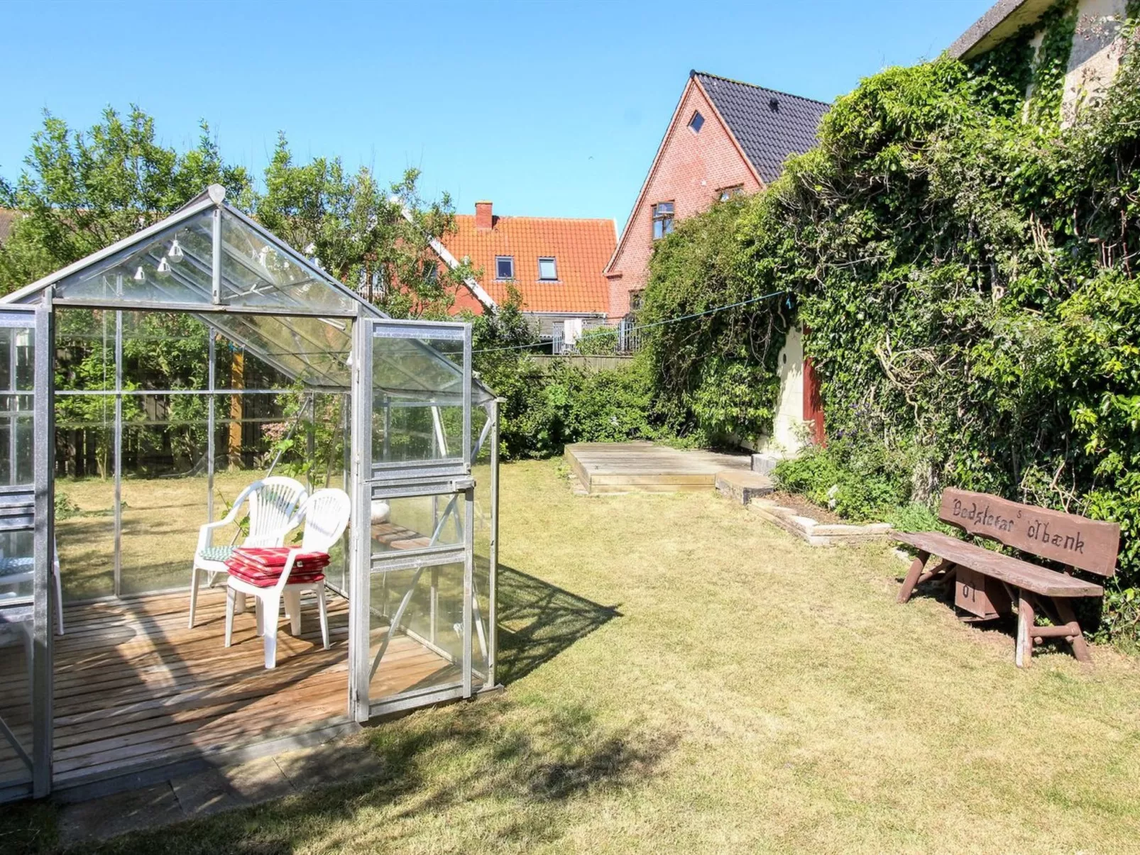 "Eluisa" - 300m from the sea-Draußen