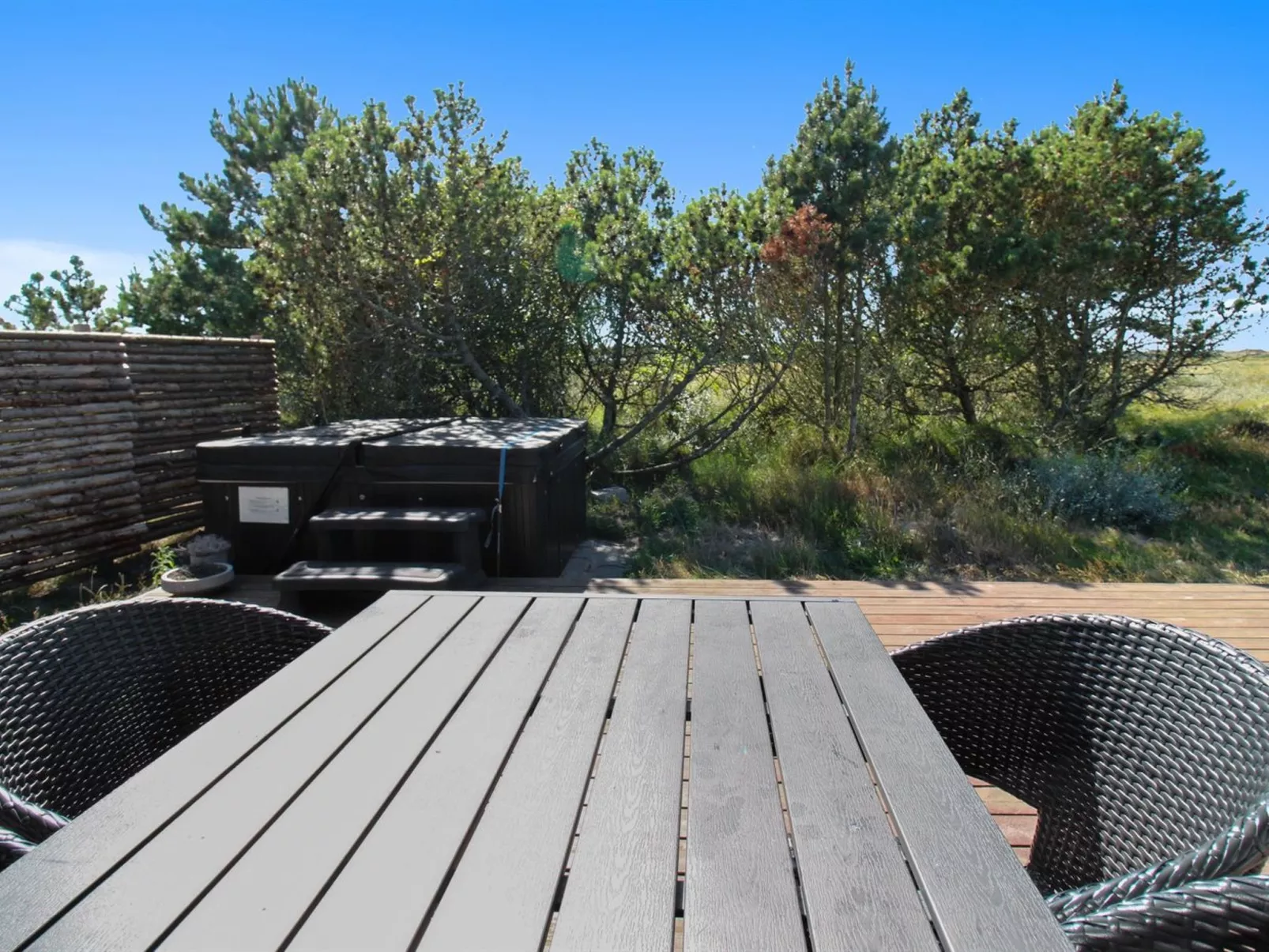 "Edvi" - 1.6km from the sea-Draußen