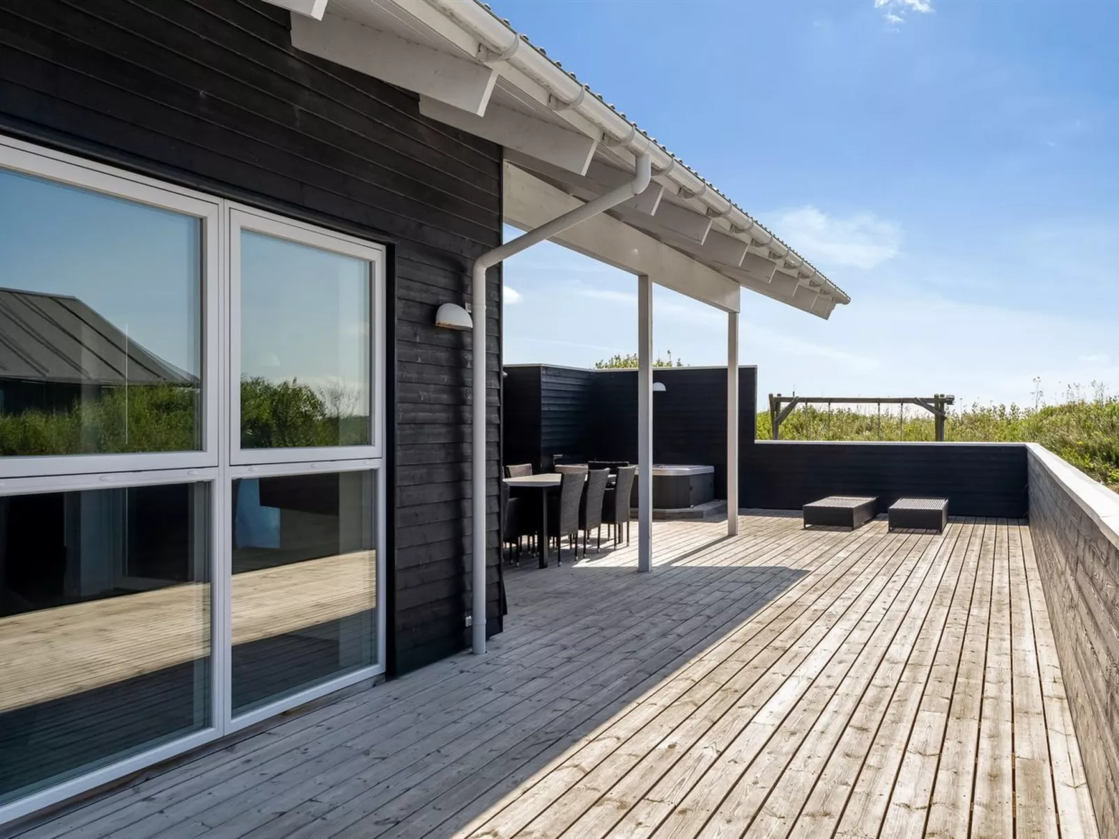 "Markku" - 400m from the sea