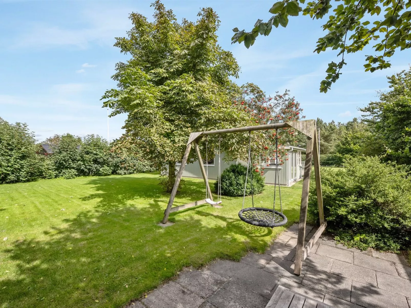 "Anabella" - 400m to the fjord