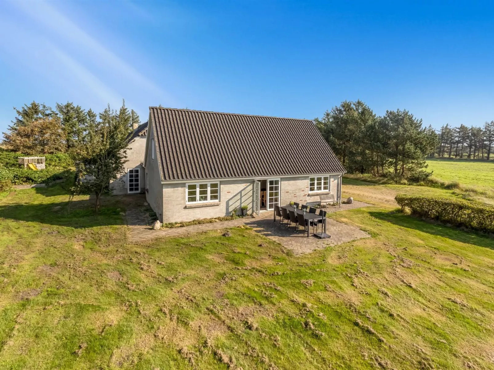 "Merrit" - 4.6km to the fjord