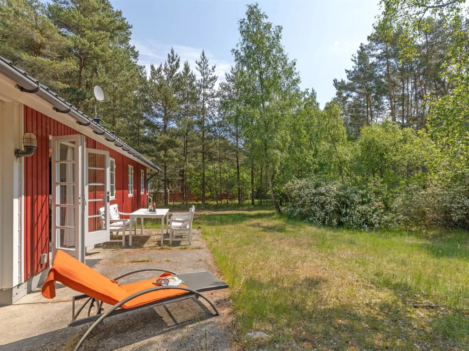 "Aave" - 800m from the sea