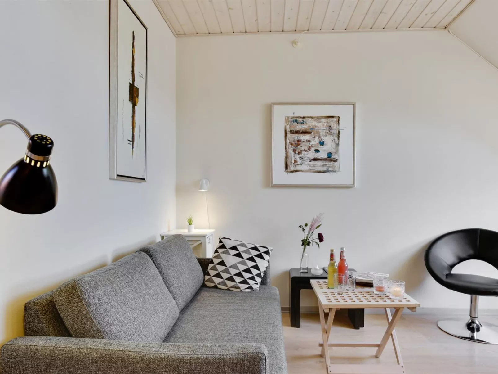 "Gulla" - 300m from the sea-Dedans