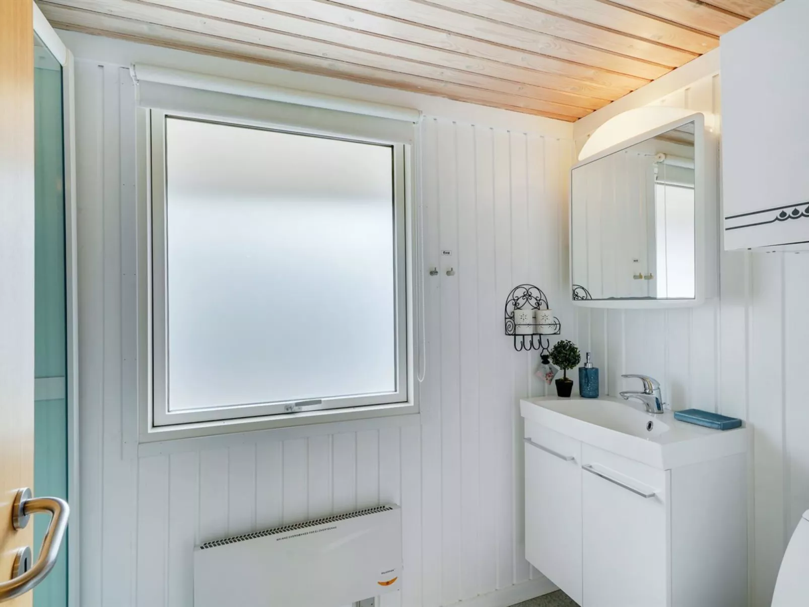 "Dali" - 400m to the fjord