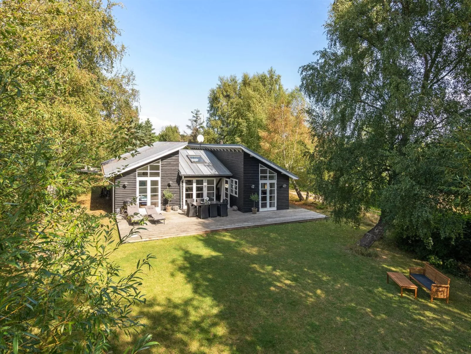 "Amon" - 670m from the sea