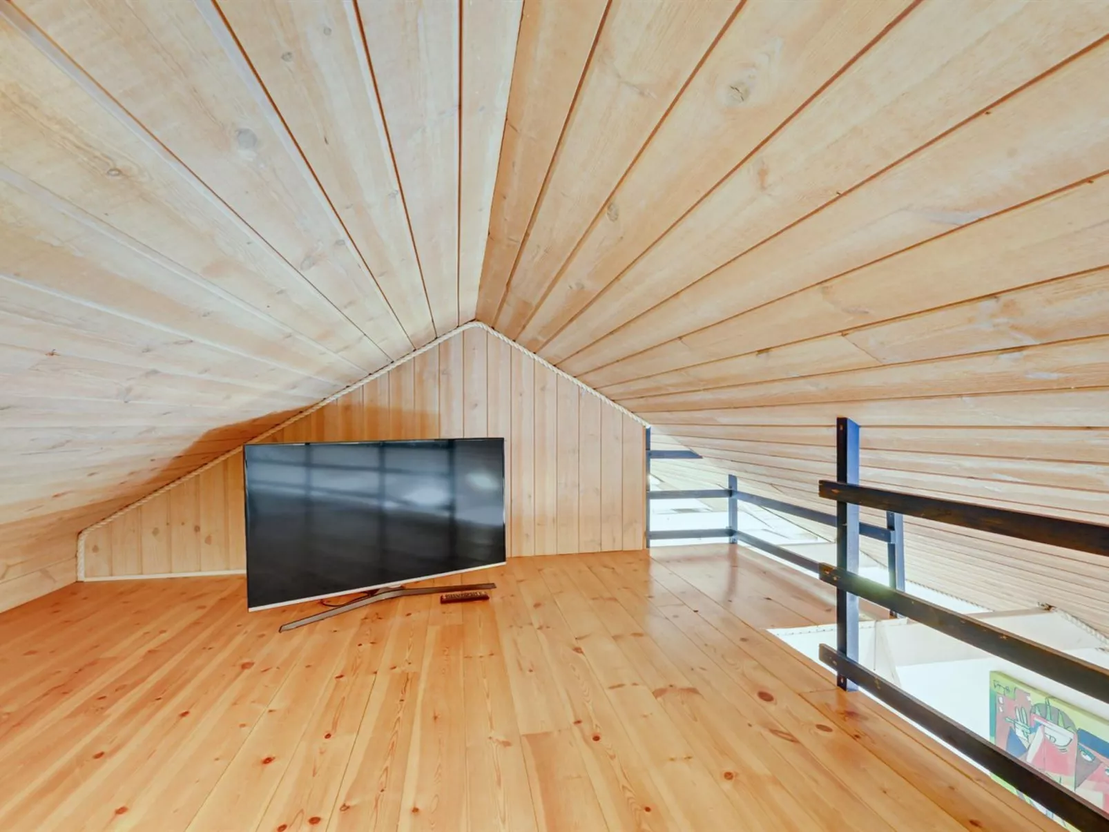 "Hinrich" - 300m from the sea