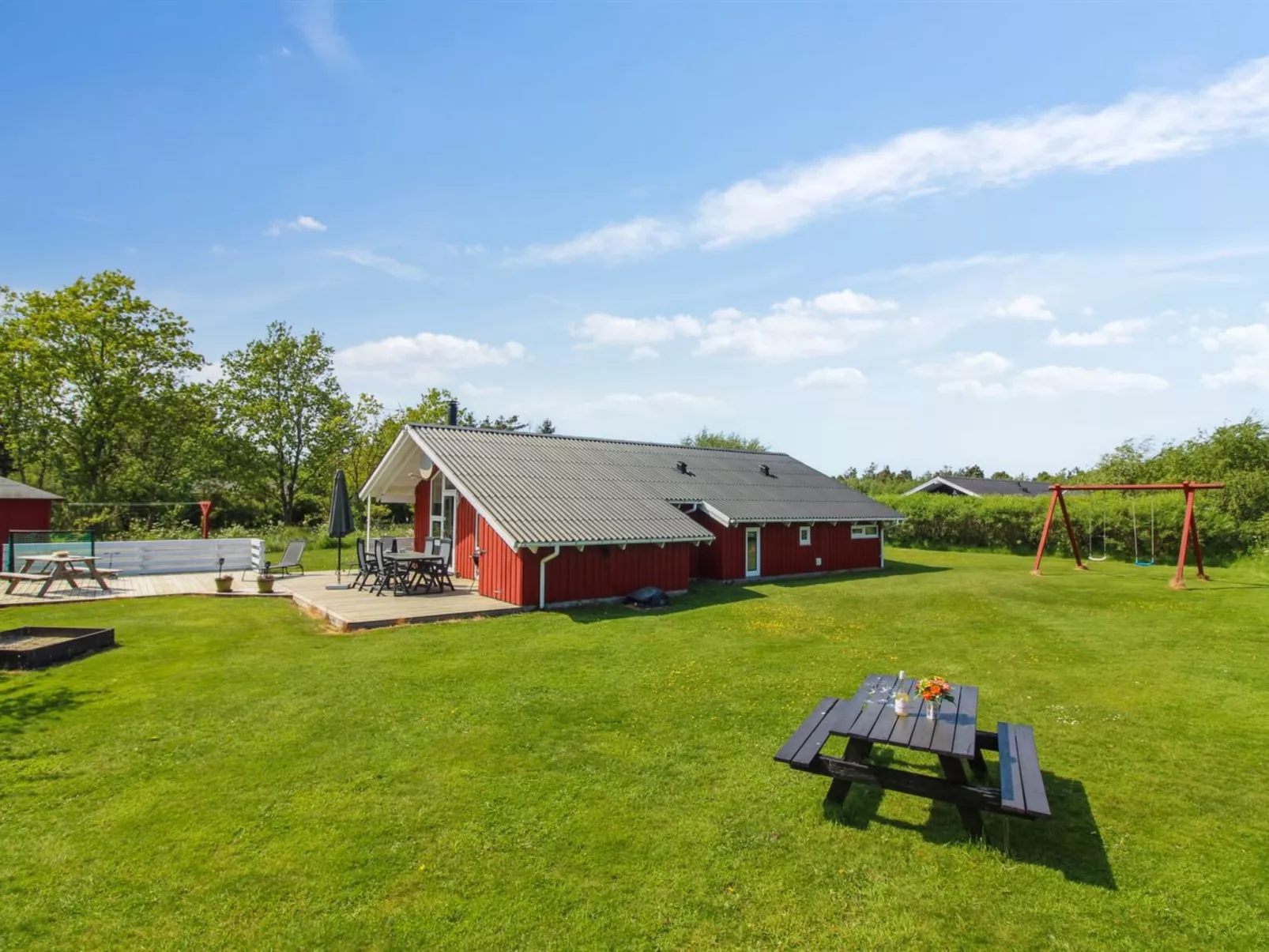 "Menka" - 1.3km from the sea