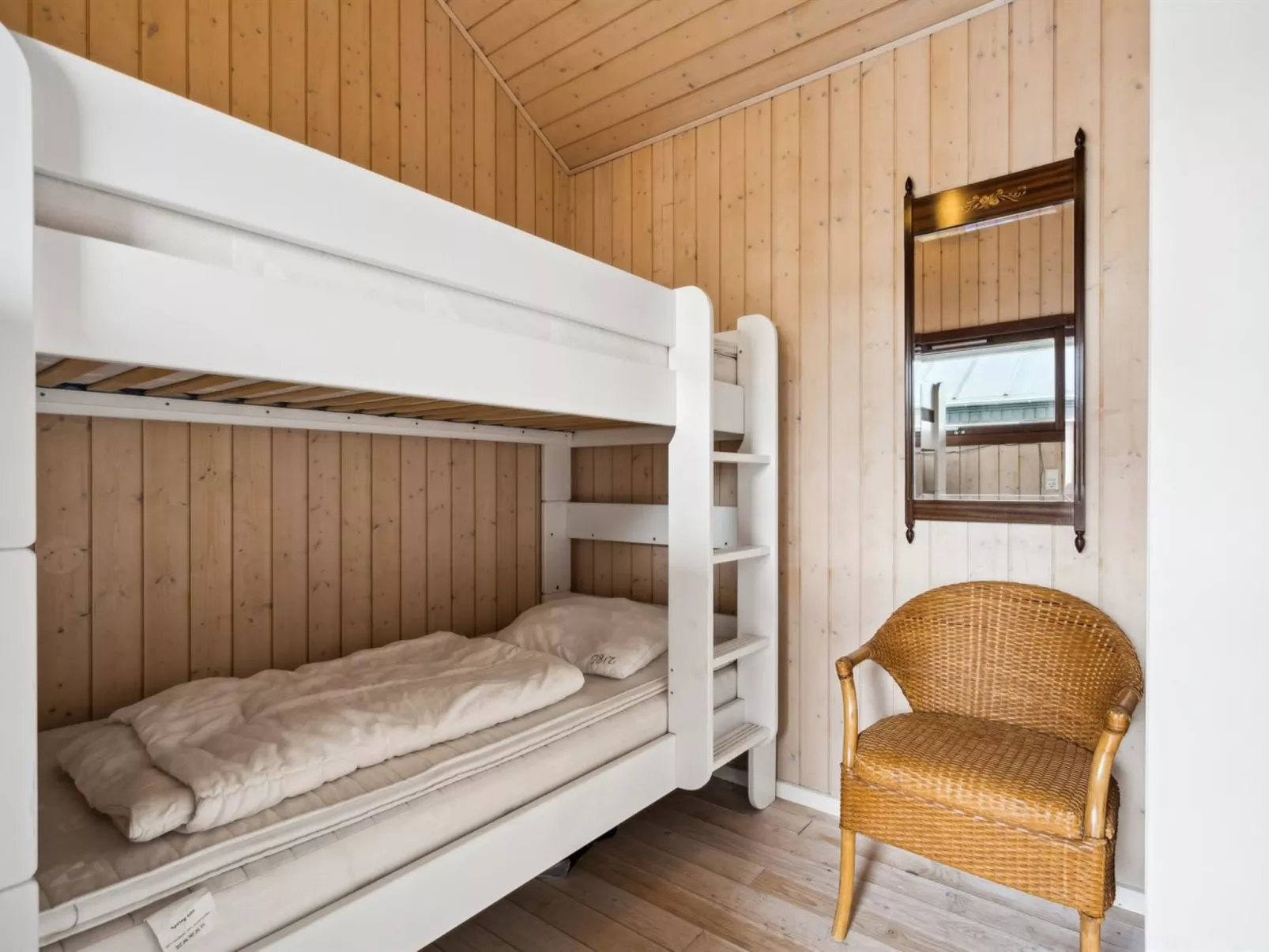 "Elara" - 200m from the sea-Dedans