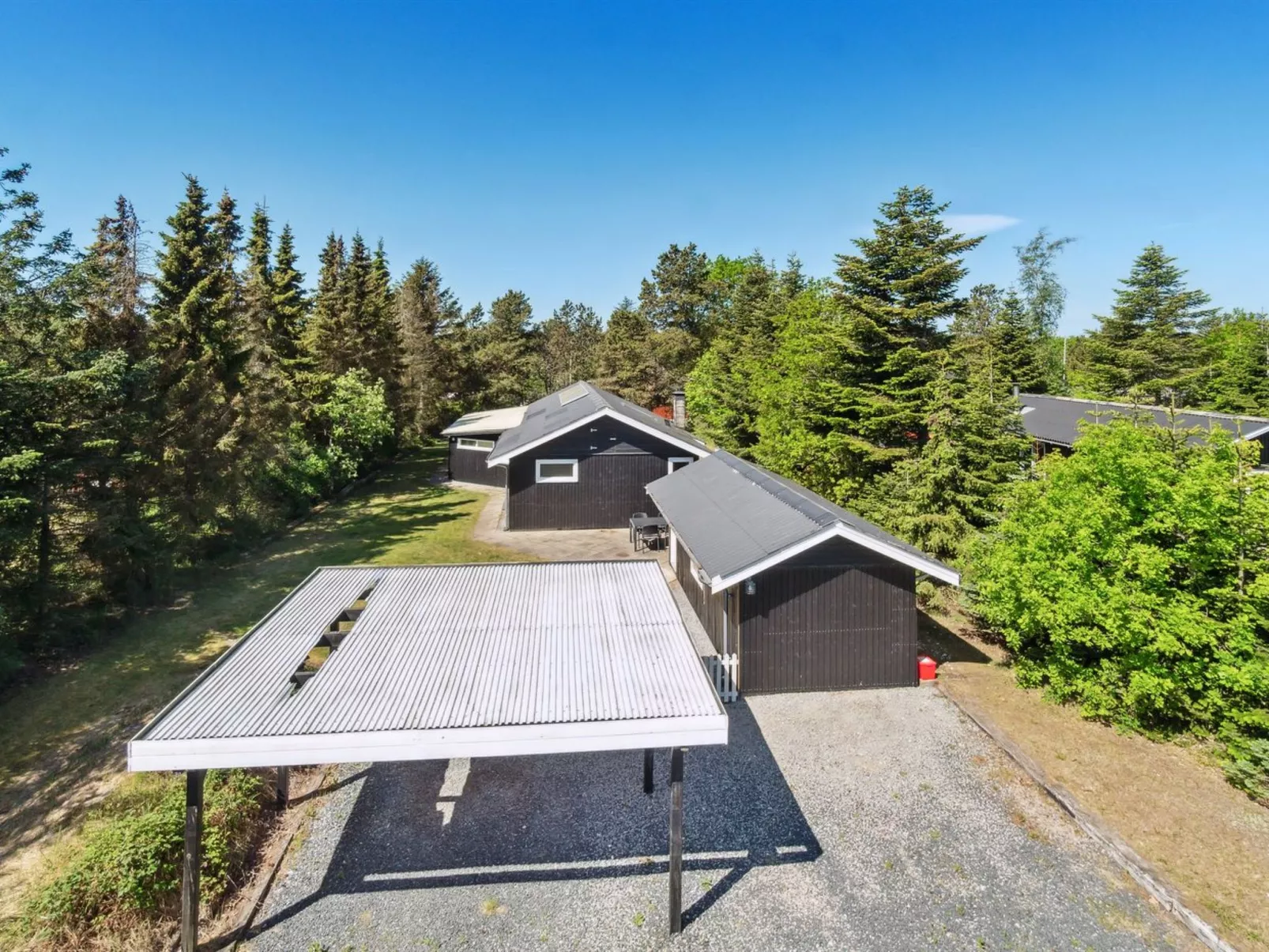 "Aud" - 300m from the sea