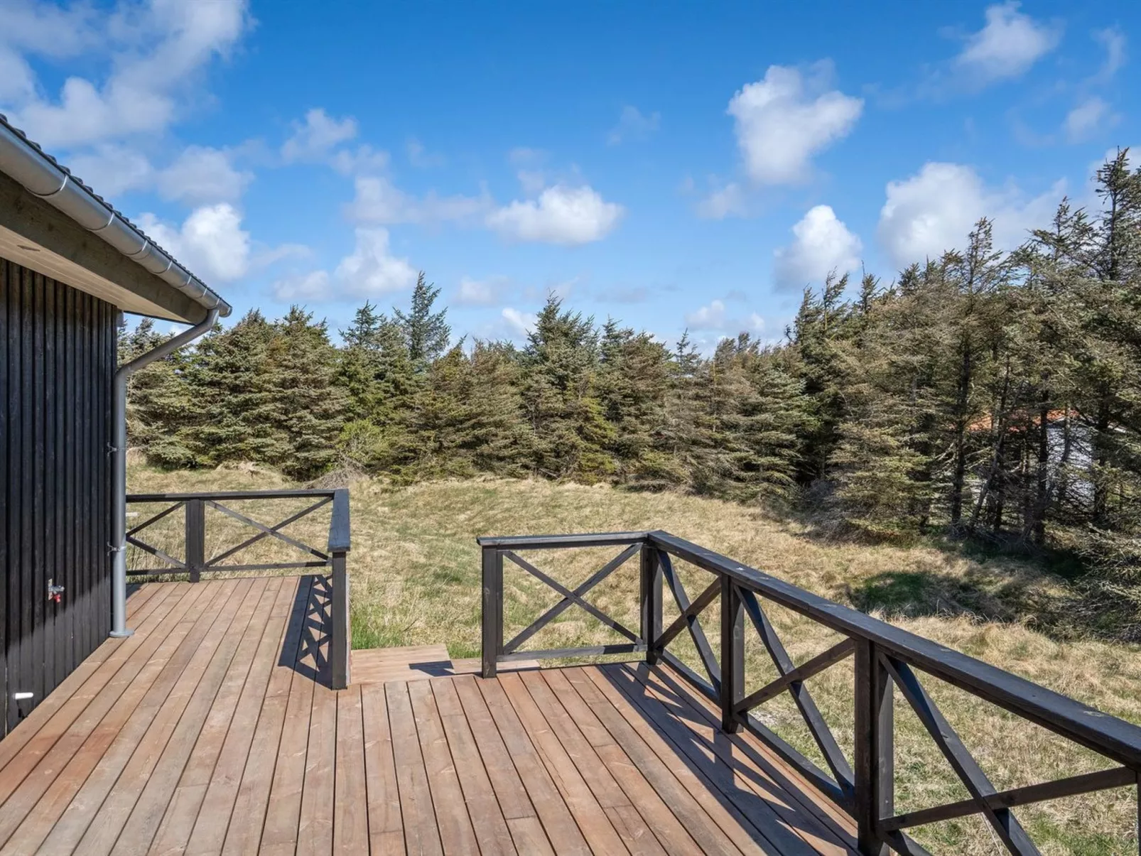 "Tayara" - 300m from the sea