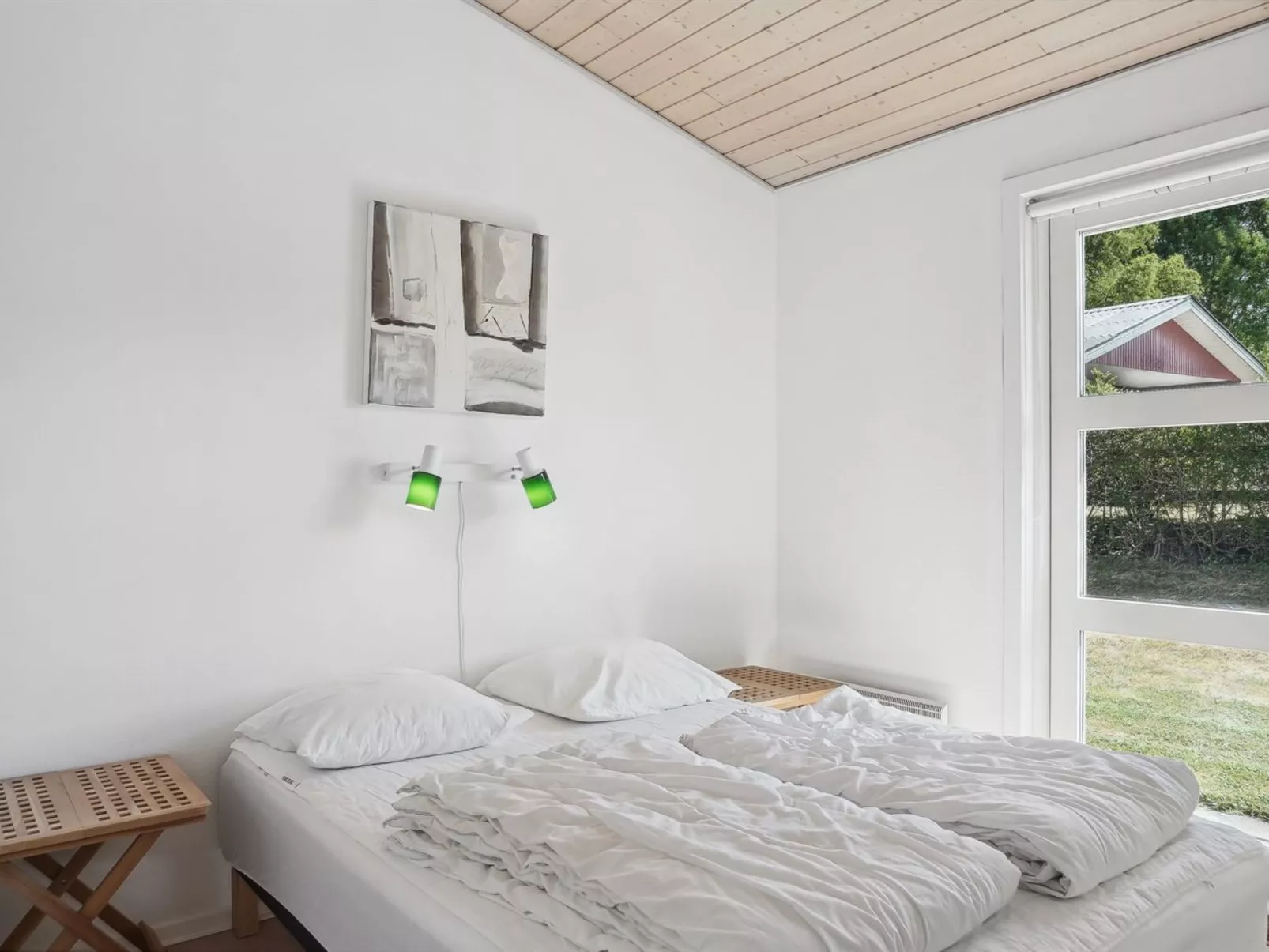 "Bertram" - 1.9km from the sea