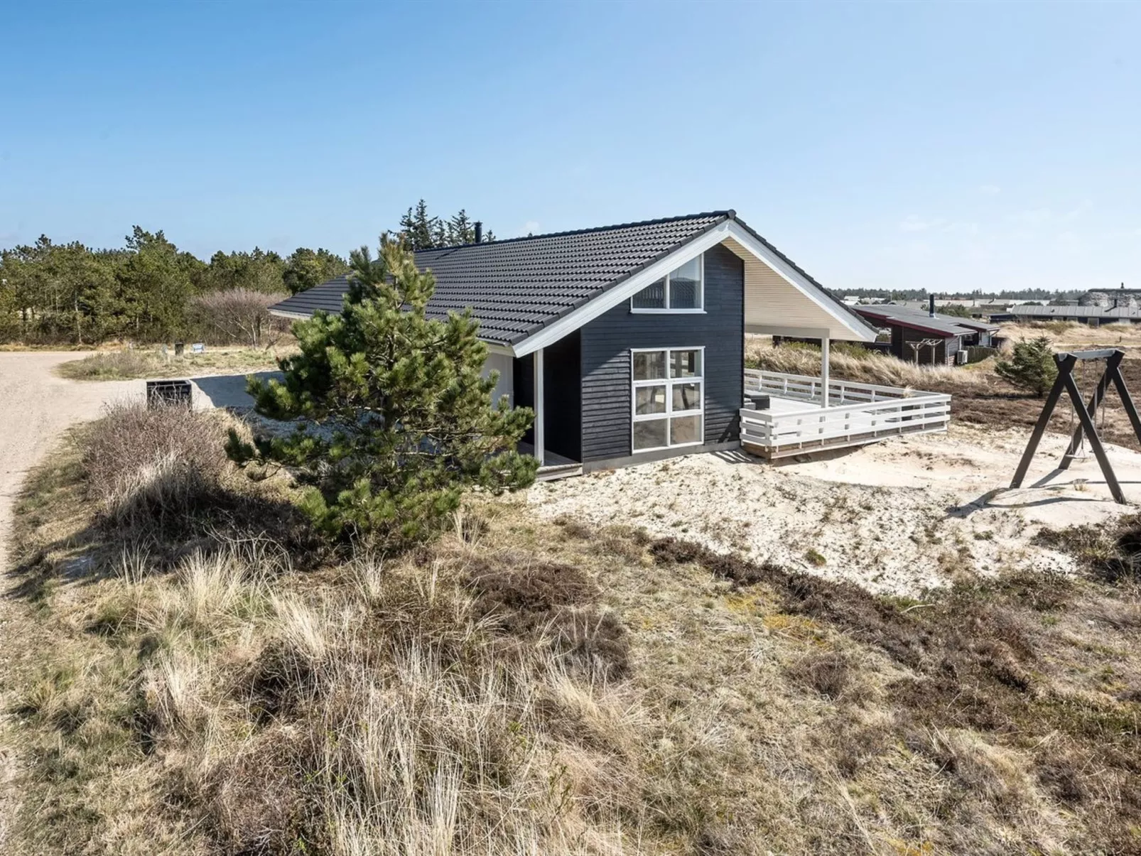 "Karen" - 900m from the sea