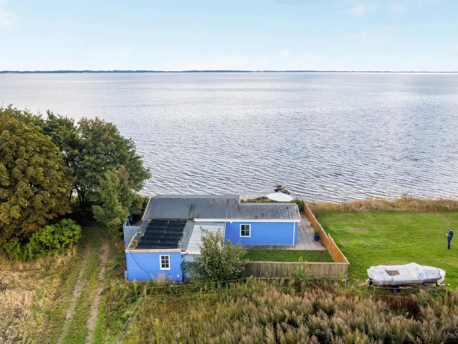 "Tana" - 5m from the sea