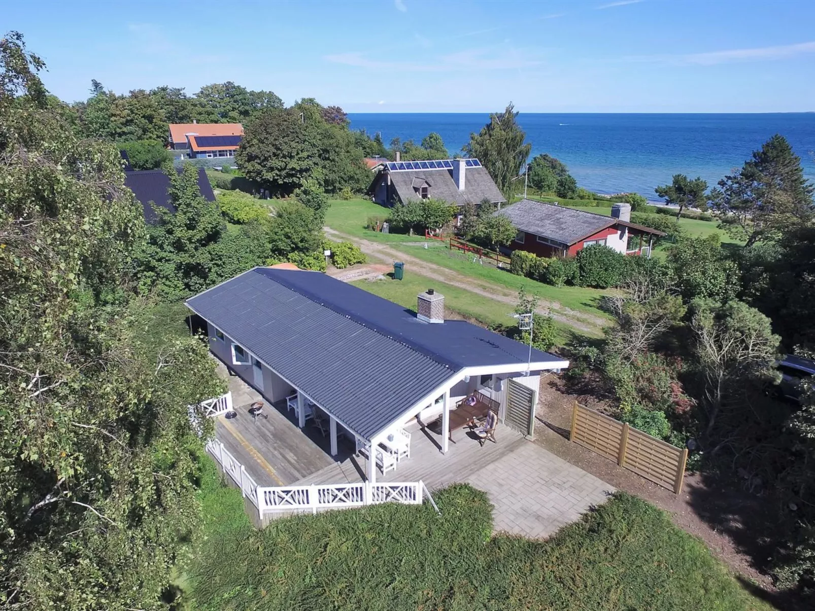 "Arho" - 75m from the sea