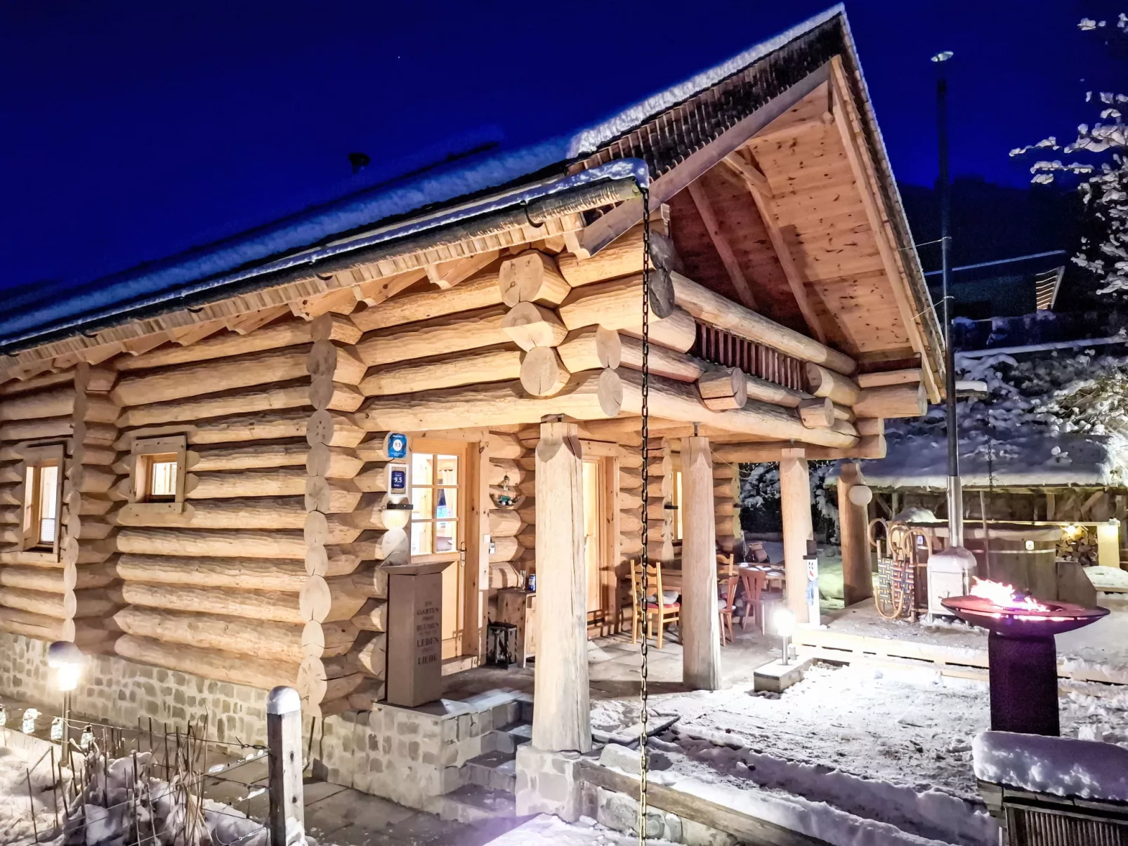 Chalet Karin-Outside