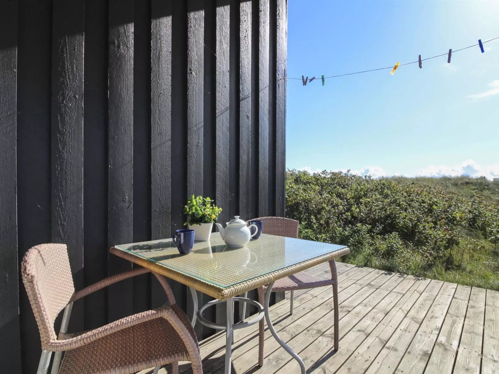 "Lauri" - 350m from the sea