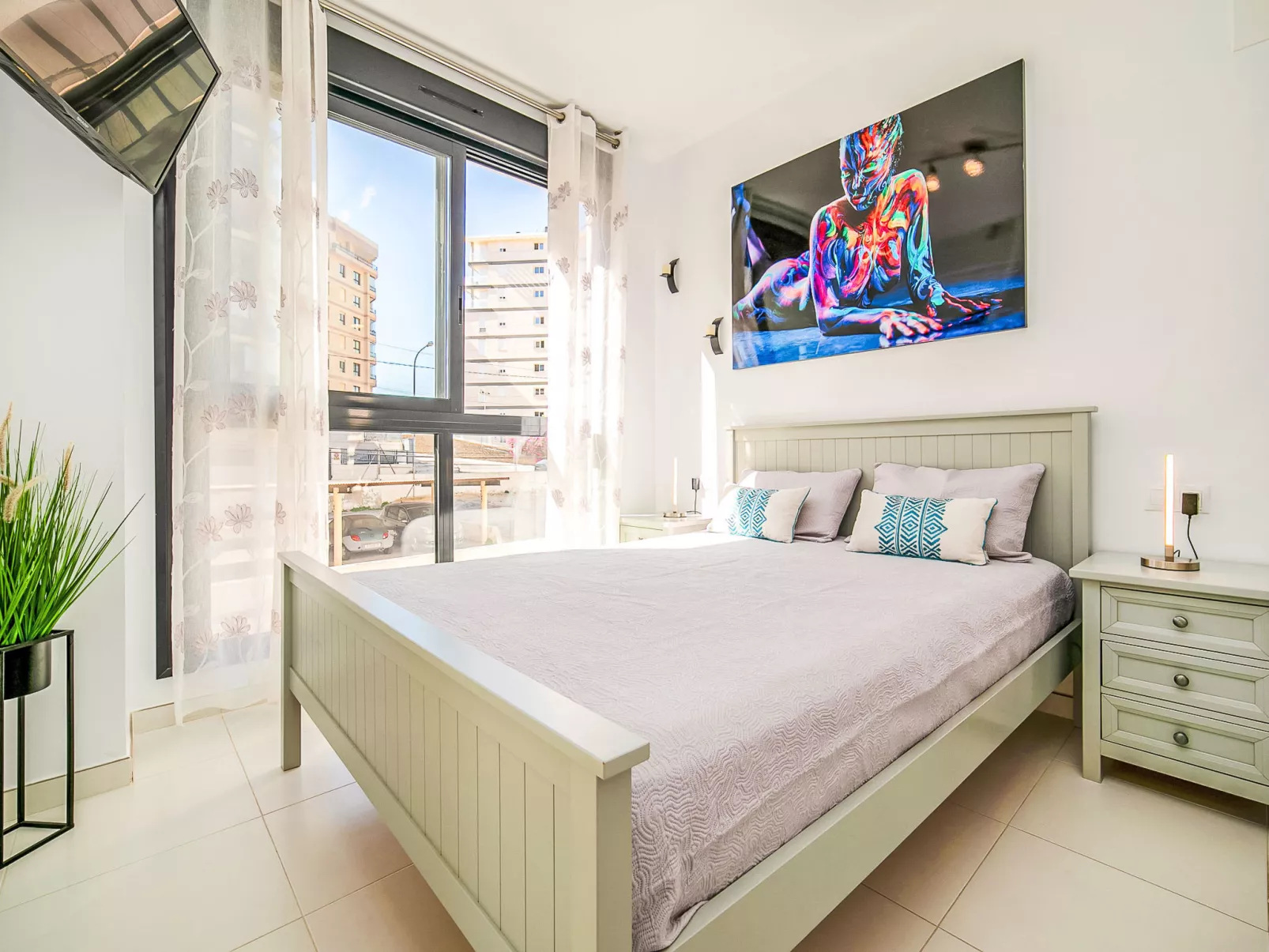 Calpe Beach II-Inside