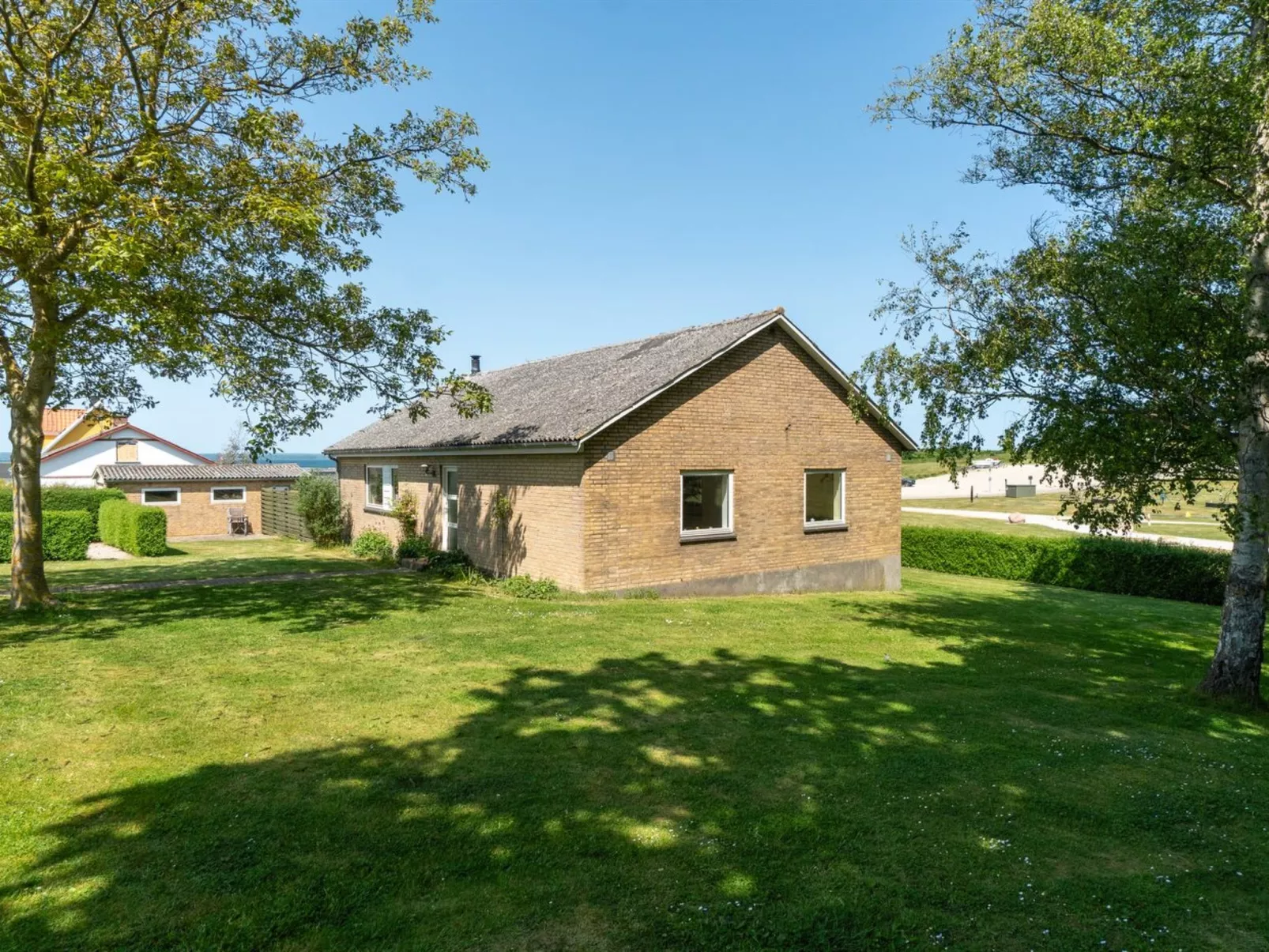 "Ambrosius" - 75m from the sea