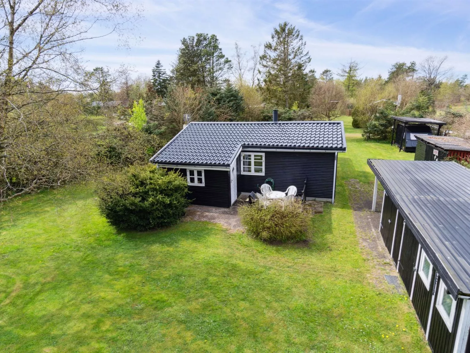 "Gia" - 1.3km from the sea