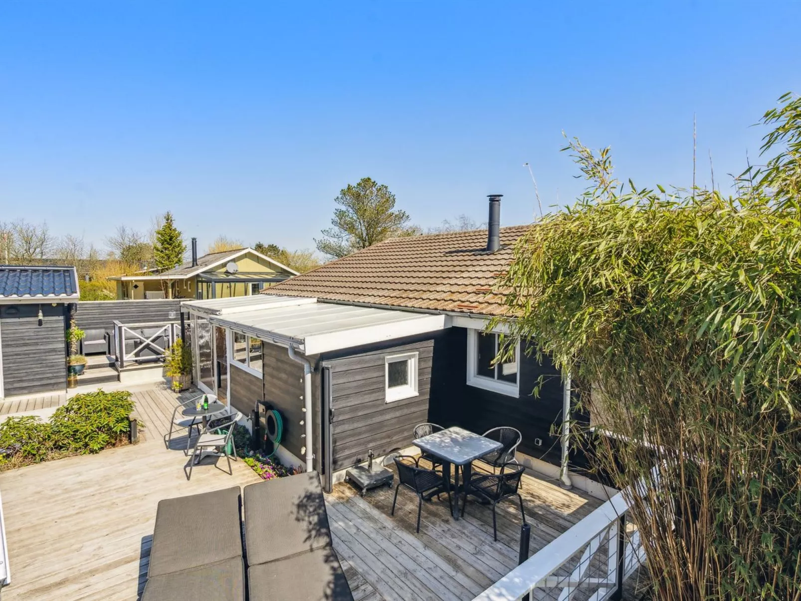 "Anisa" - 400m from the sea