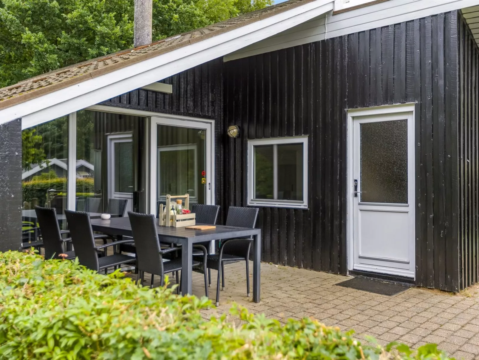 "Corinna" - 28km from the sea