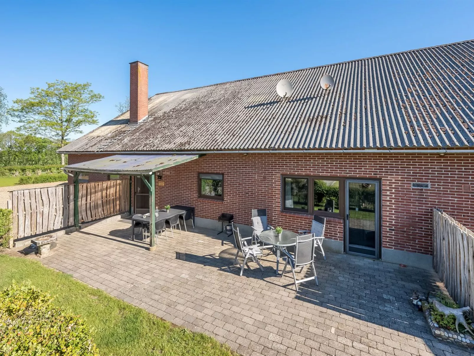 "Evina" - 17km to the fjord