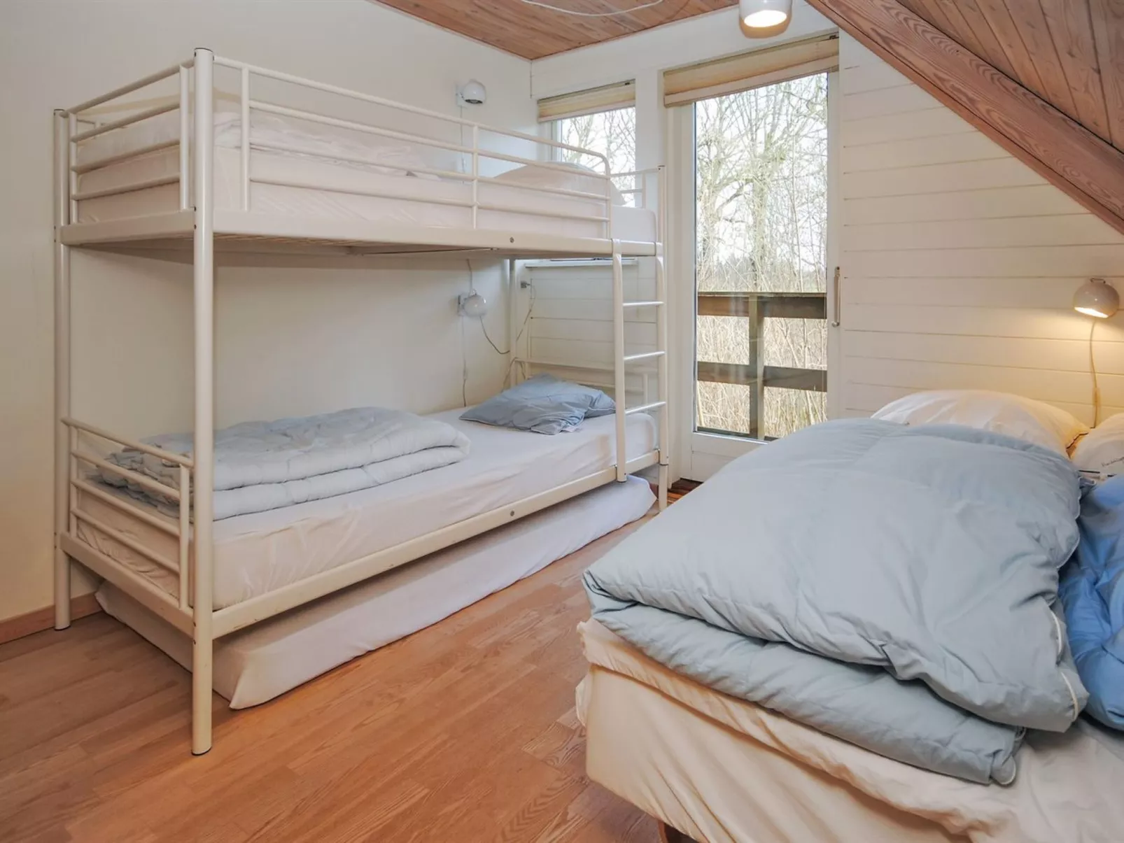 "Millie" - 3km to the fjord